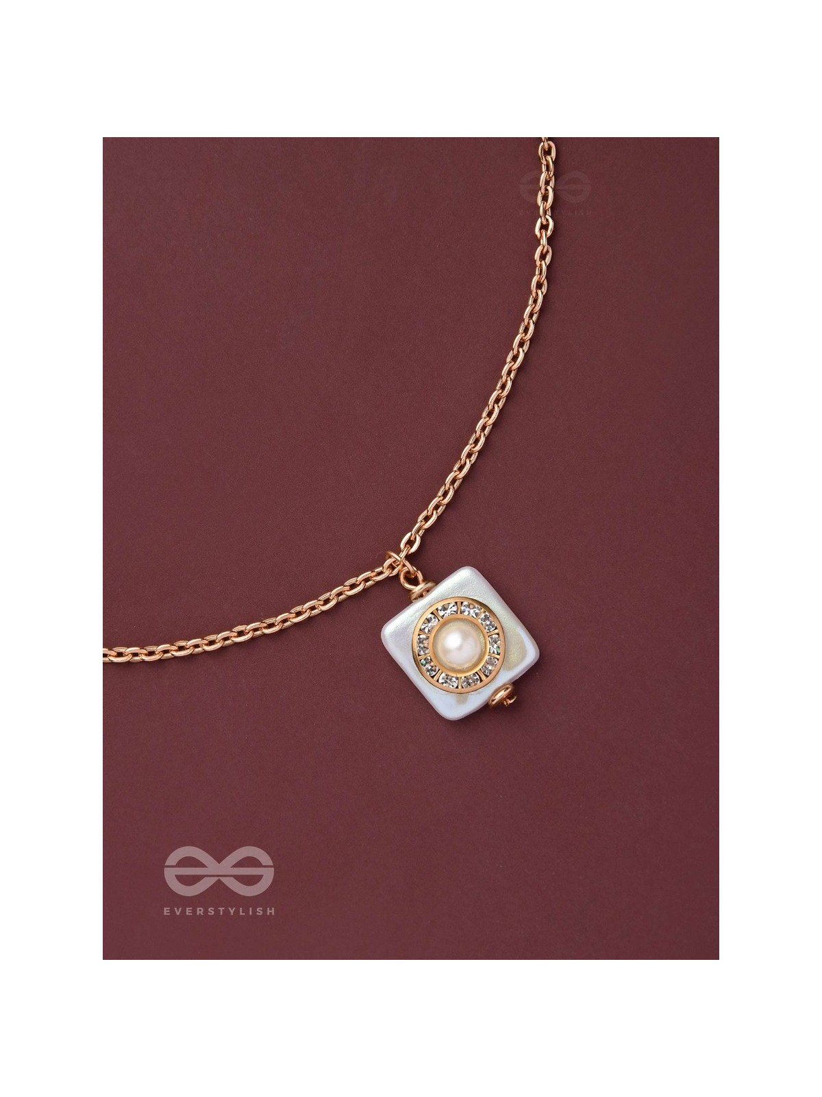 Vanilla Ice Dream - Casual White Neckpiece With Anti-Tarnish Coating 