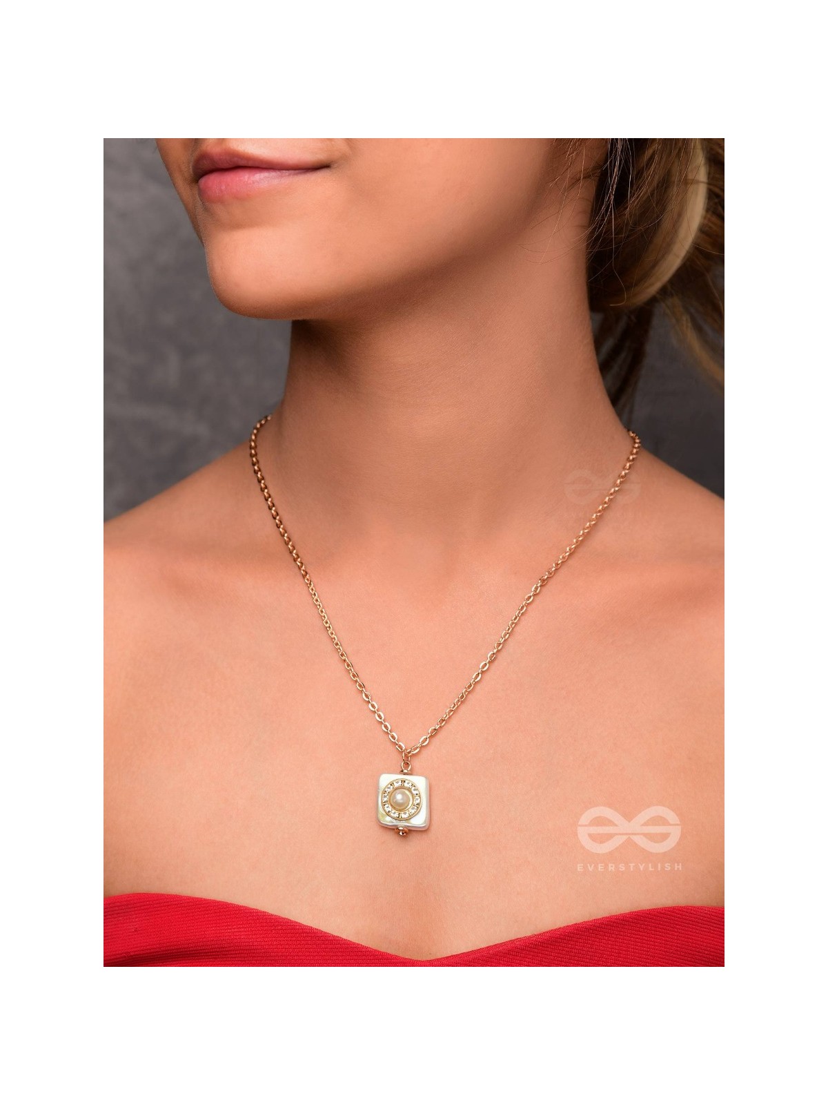 Vanilla Ice Dream - Casual White Neckpiece With Anti-Tarnish Coating 