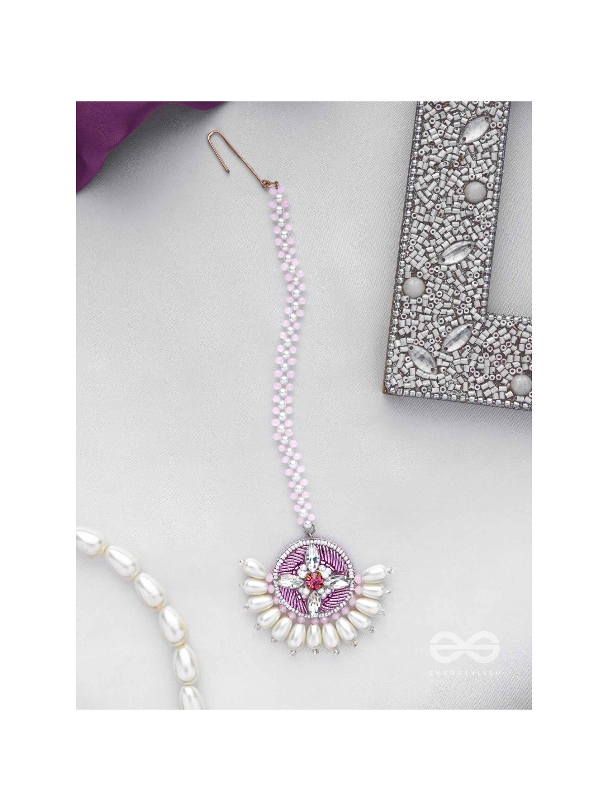 MUKHASHRI - FILLED WITH BEAUTY - STONES, CUTDANA AND BEADS EMBROIDERED MAANGTIKA