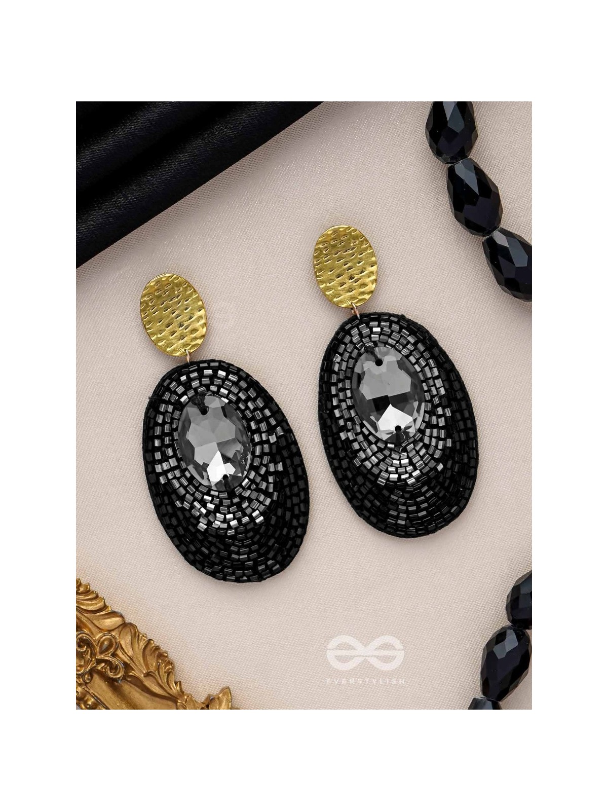 ASHMAK - THE DUSKY STONE - STONE AND CUTDANA EMBROIDERED EARRINGS (BLACK)