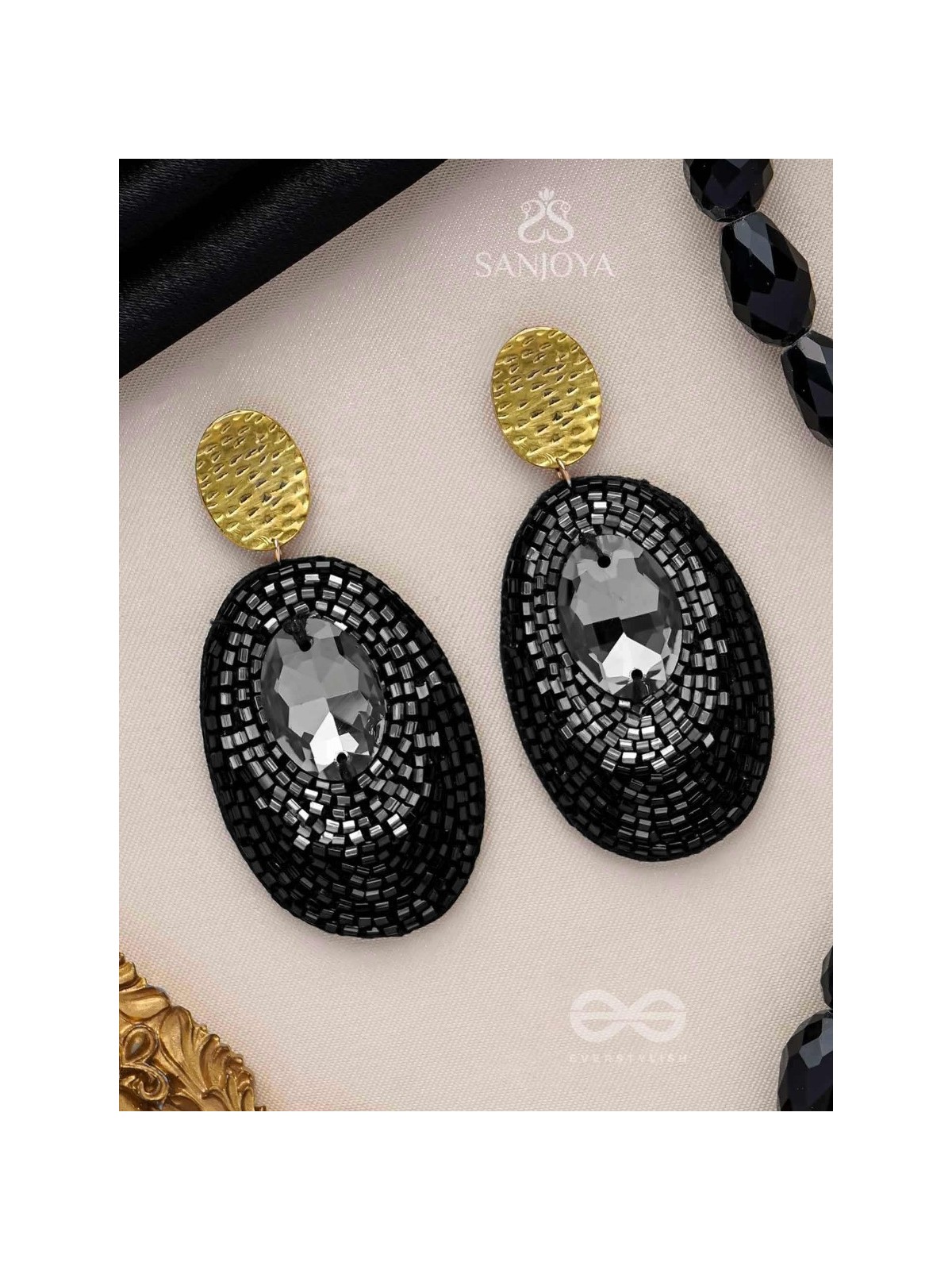 ASHMAK - THE DUSKY STONE - STONE AND CUTDANA EMBROIDERED EARRINGS (BLACK)