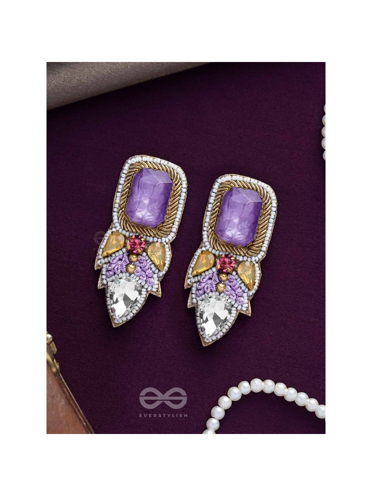 VIYATI - THE DEVIANT UNIQUENESS - STONES AND BEADS EMBROIDERED EARRINGS