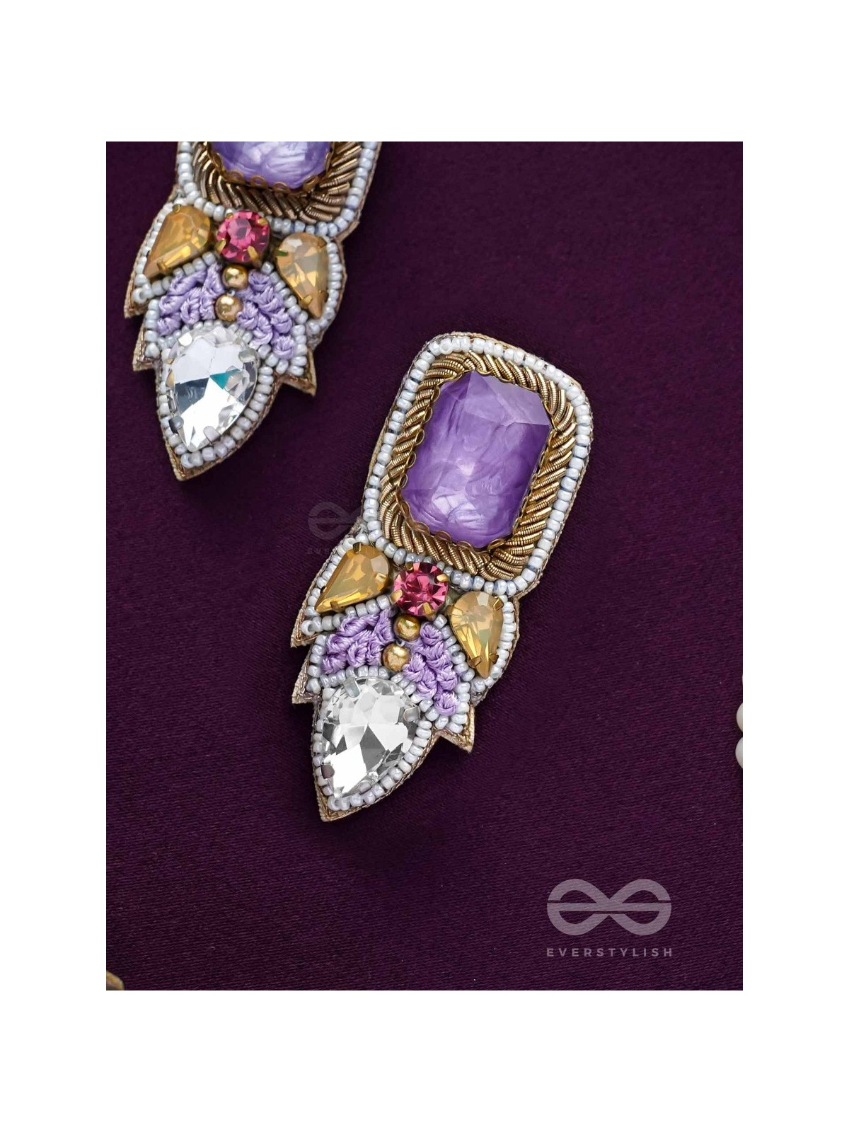 VIYATI - THE DEVIANT UNIQUENESS - STONES AND BEADS EMBROIDERED EARRINGS