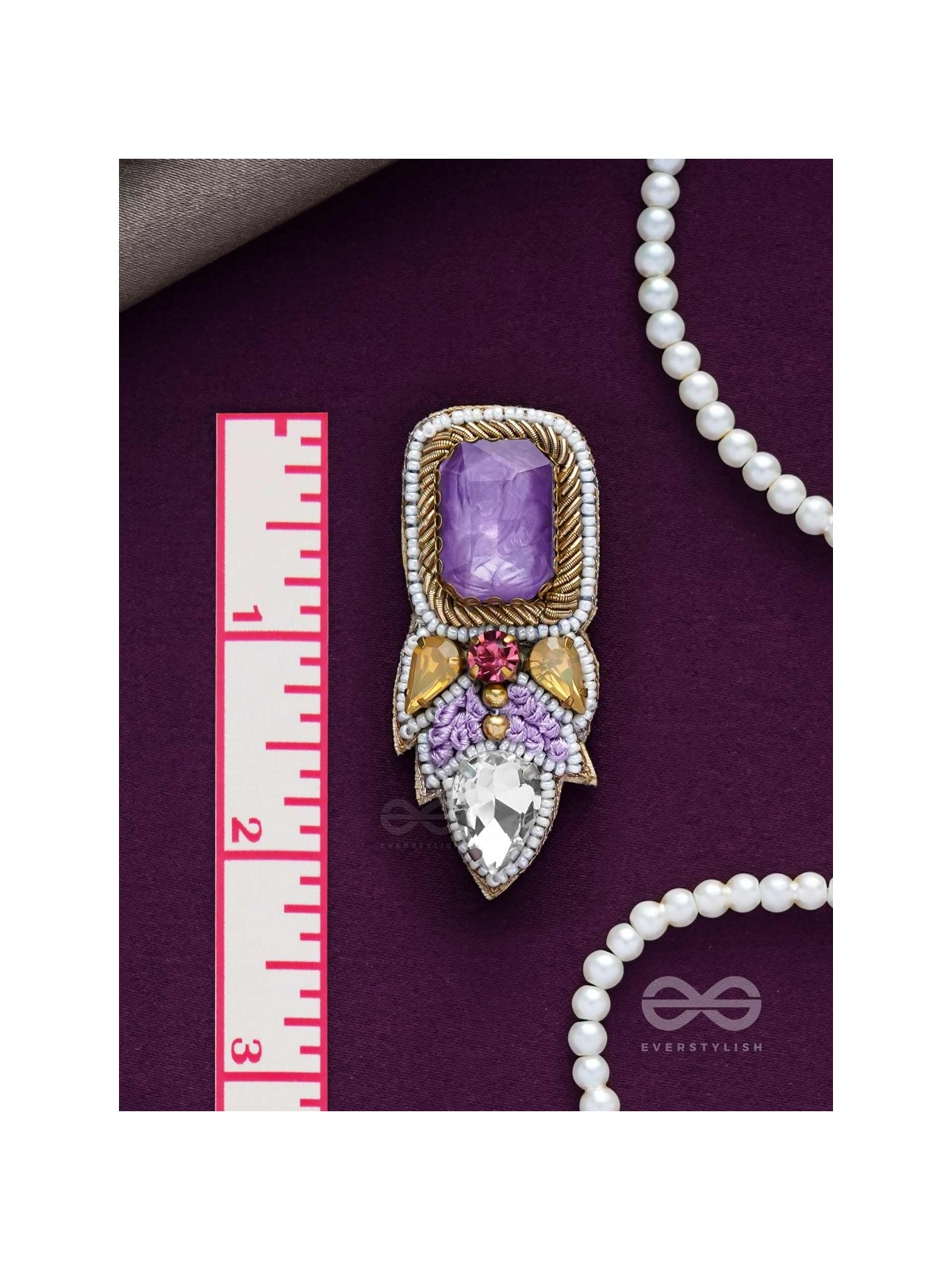 VIYATI - THE DEVIANT UNIQUENESS - STONES AND BEADS EMBROIDERED EARRINGS