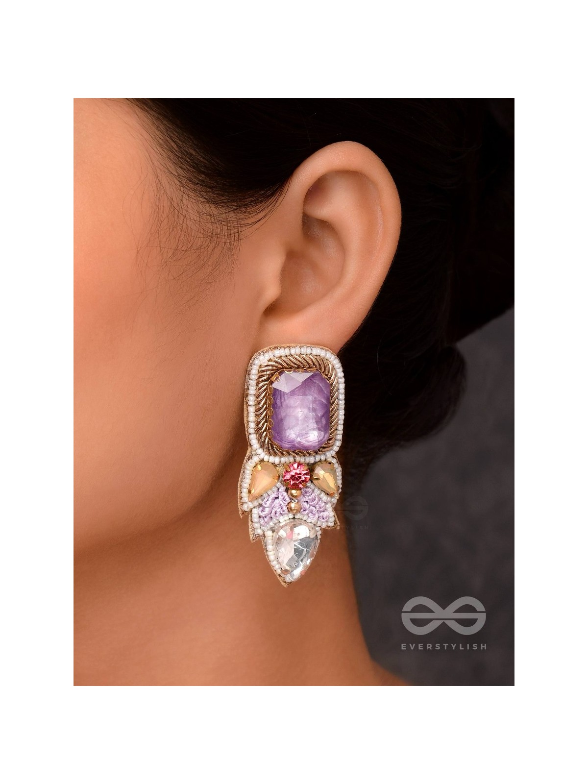 VIYATI - THE DEVIANT UNIQUENESS - STONES AND BEADS EMBROIDERED EARRINGS