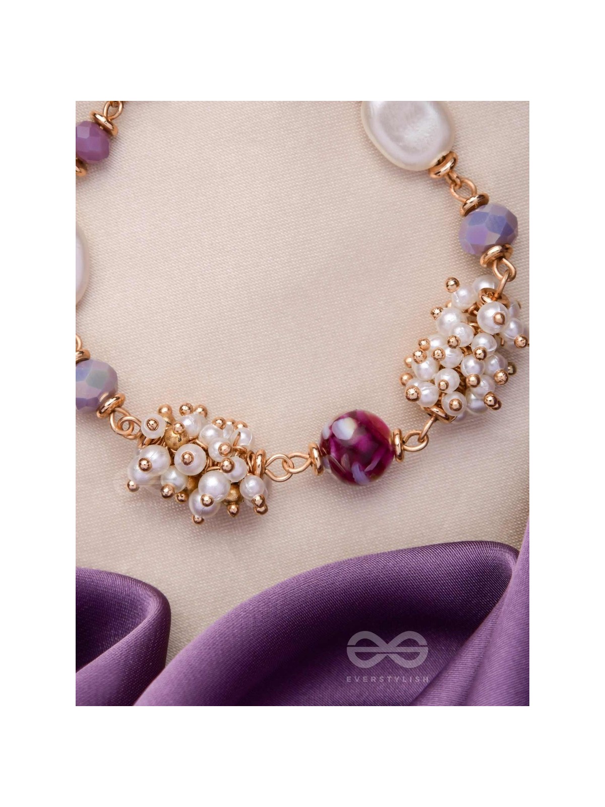 A MAUVE MOON - CLASSY BEADED BRACELET
