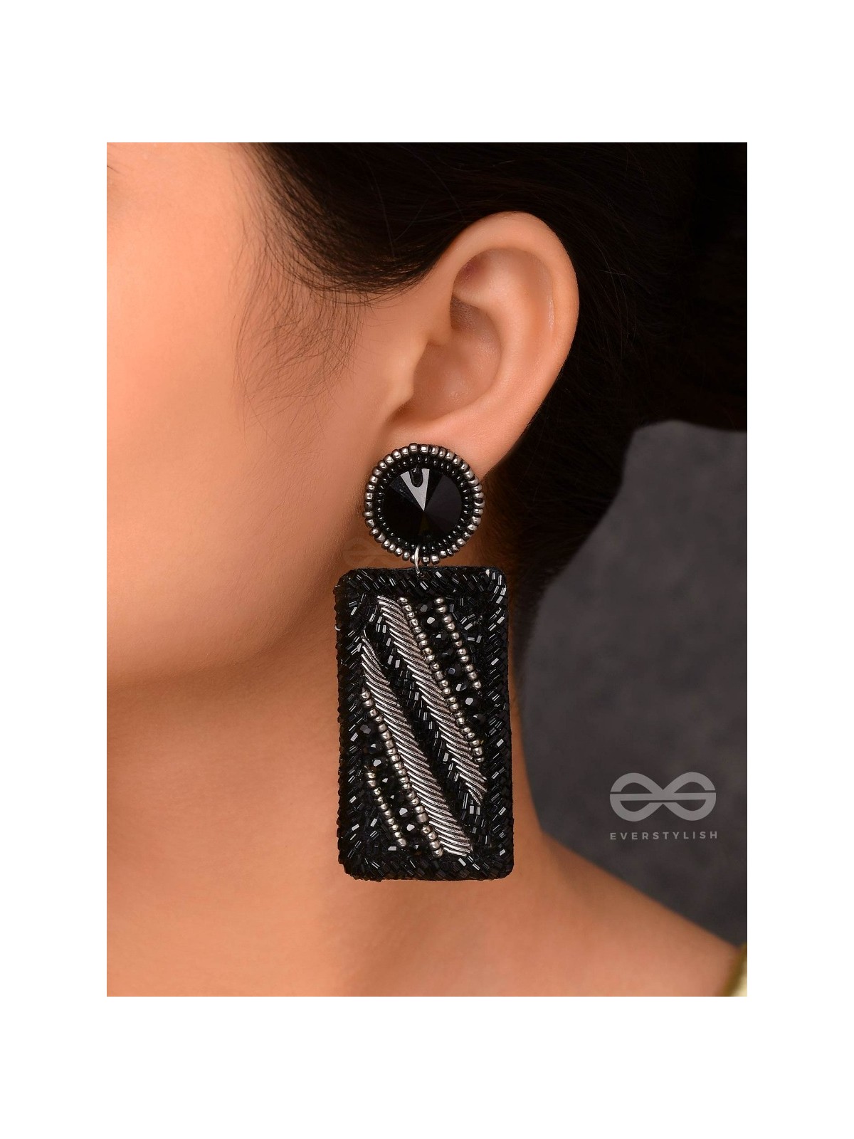 RATRIKANTA - THE BEAUTY OF DARK - BEADS AND STONE EMBROIDERED EARRINGS