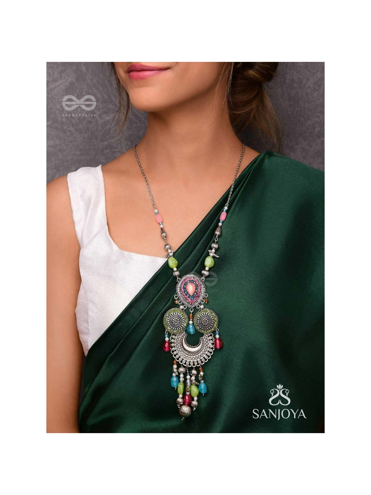 RANGAVARIDHI - PALETTE OF COLORS - STONES, BEADS AND GLASS DROP EMBROIDERED AND OXIDISED NECKPIECE (MULTICOLOR)