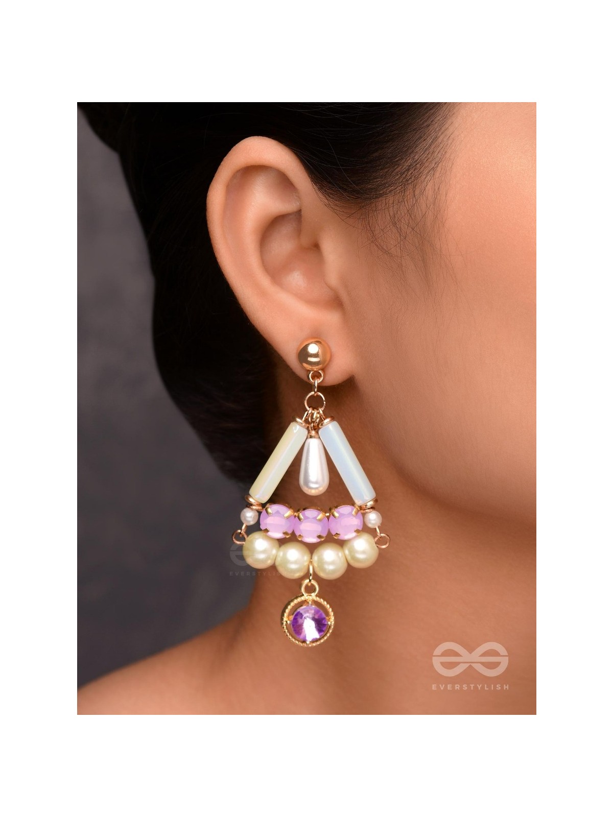 THE REGAL RADIANCE - GOLDEN EMBELLISHED EARRINGS