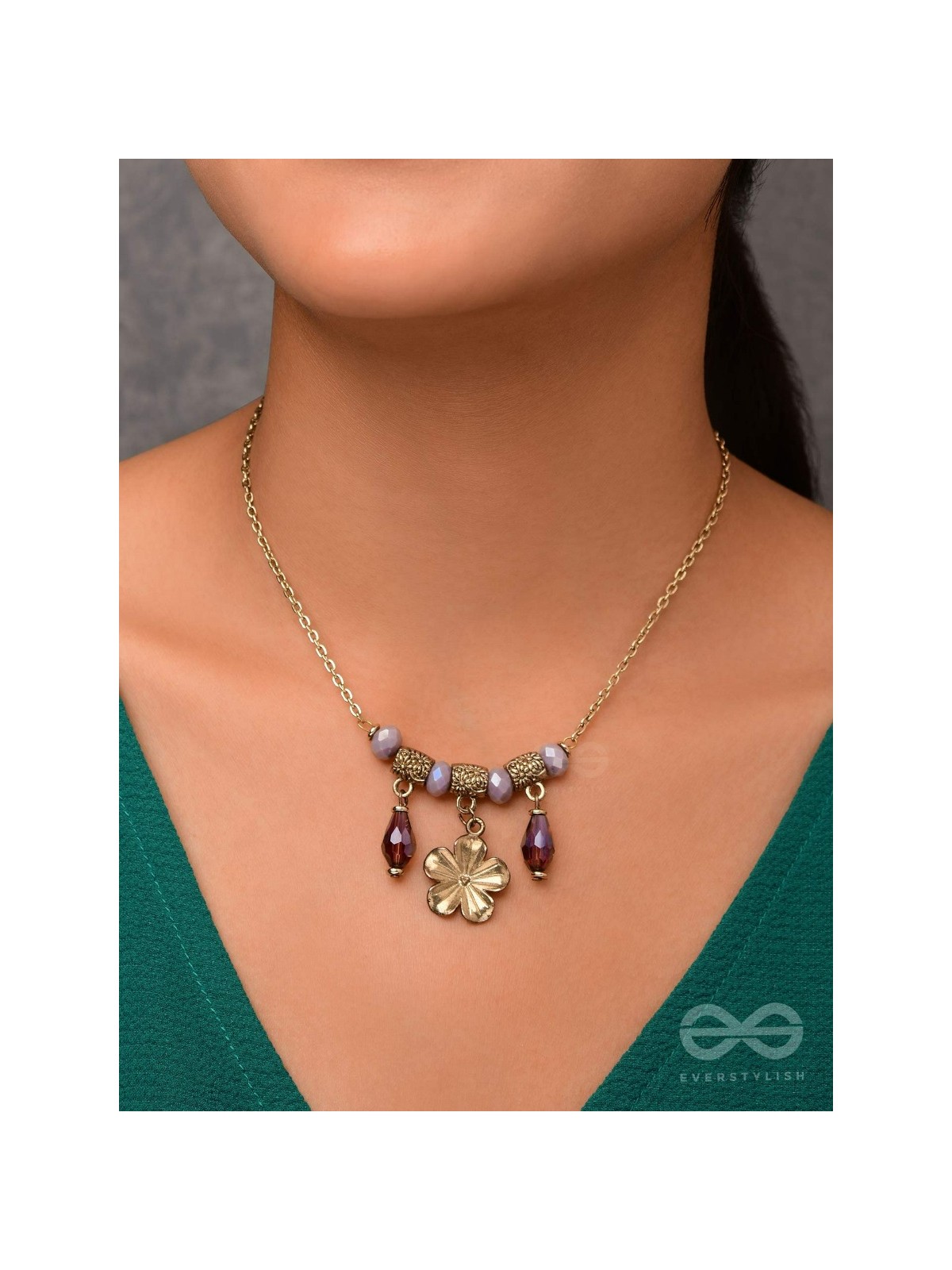 THE  GARDEN GRACE - CASUAL & ELEGANT NECKPIECE