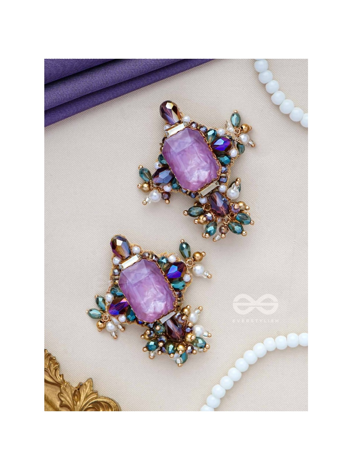 SHILEYA - THE CRYSTAL HARMONY - STONE AND BEADS EMBROIDERED EARRINGS