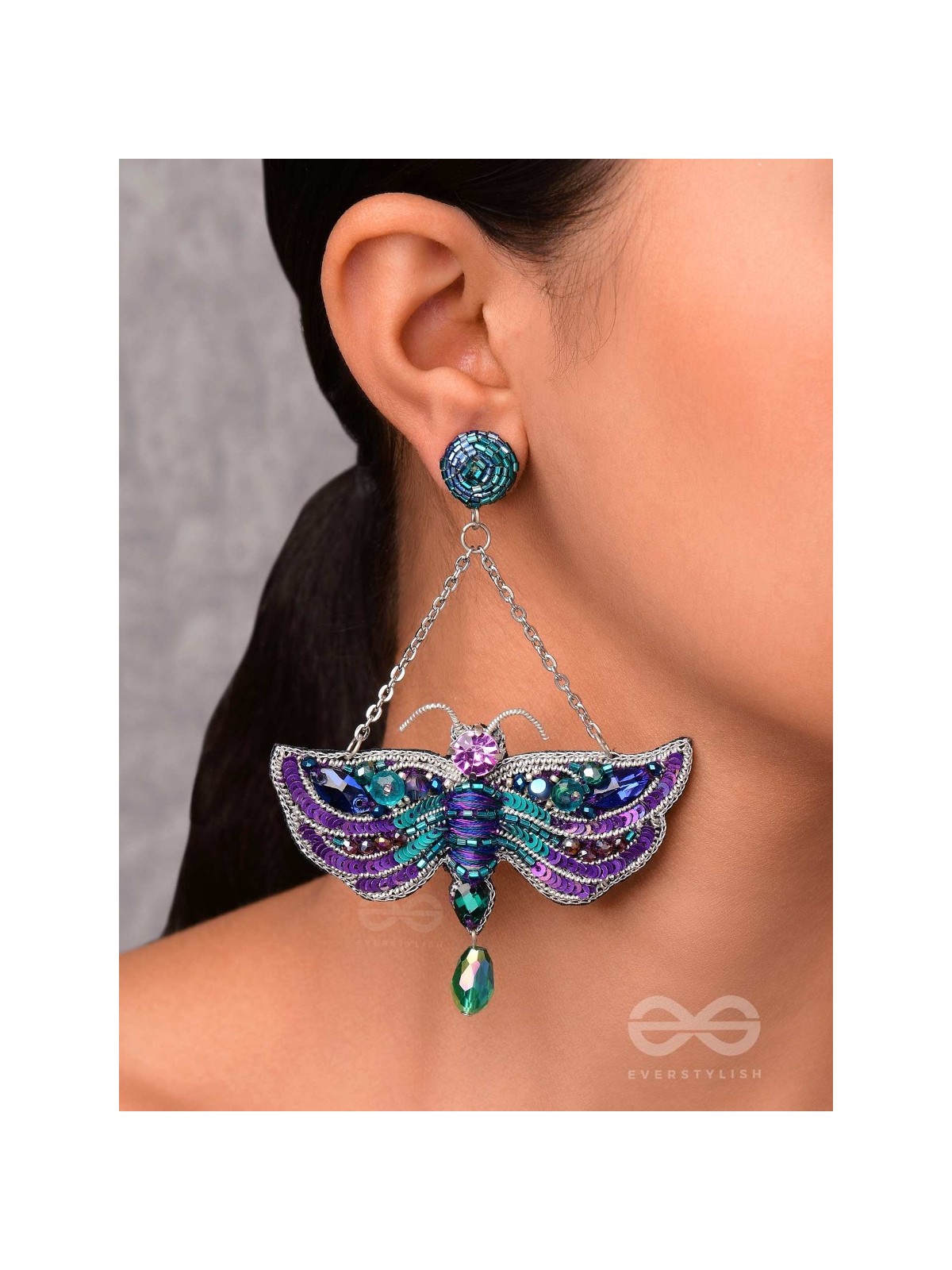 MAINAKA - THE MAGNIFICENT WINGS - SEQUINS, STONES AND BEADS EMBROIDERED EARRINGS