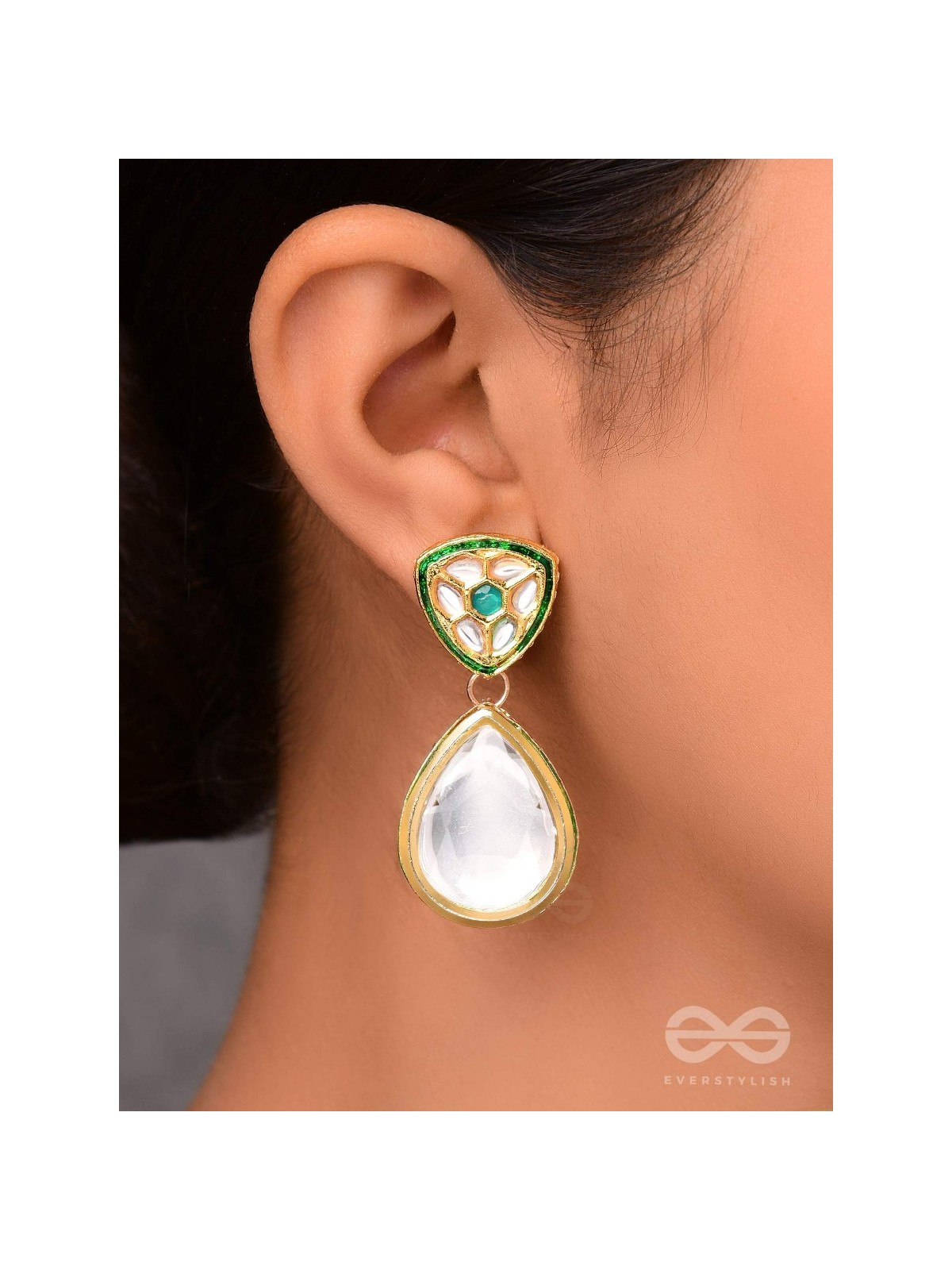 HARINMANI - THE EMERALD CUT - GOLDEN EMBELLISHED POLKI AND KUNDAN EARRINGS