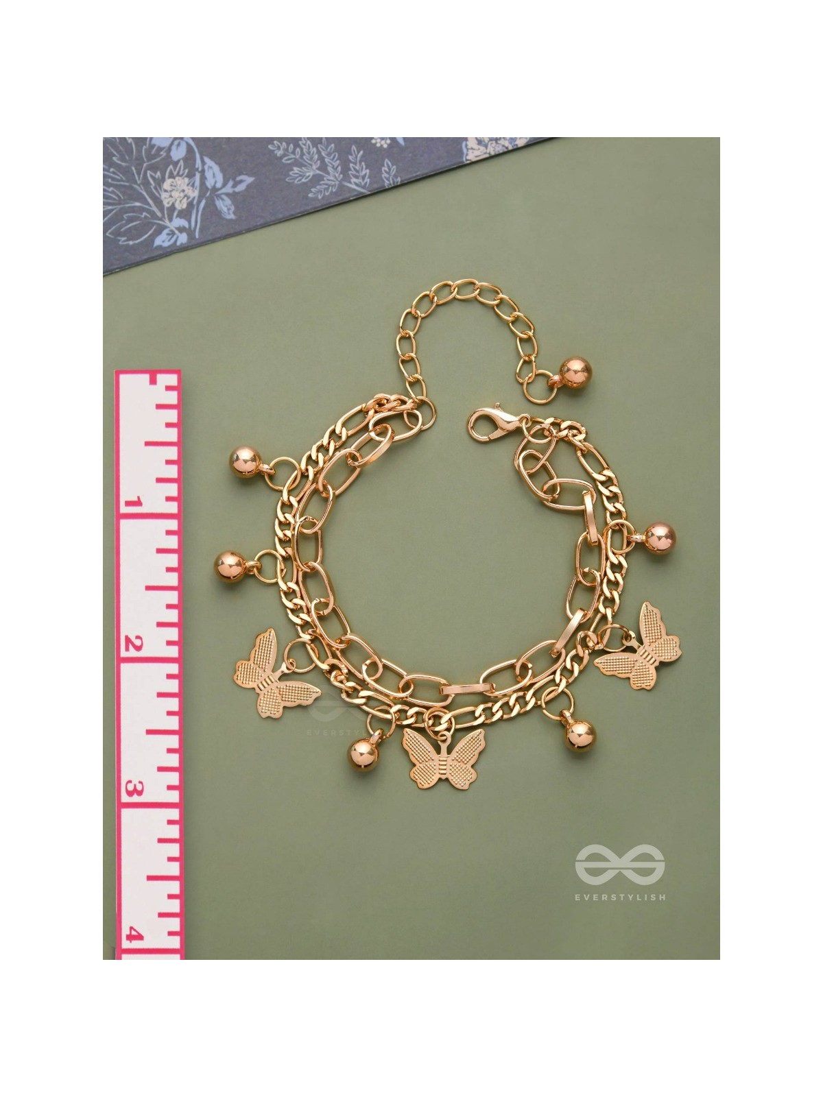 WHISPERING BUTTERFLY - GOLDEN MULTILAYERED BRACELET