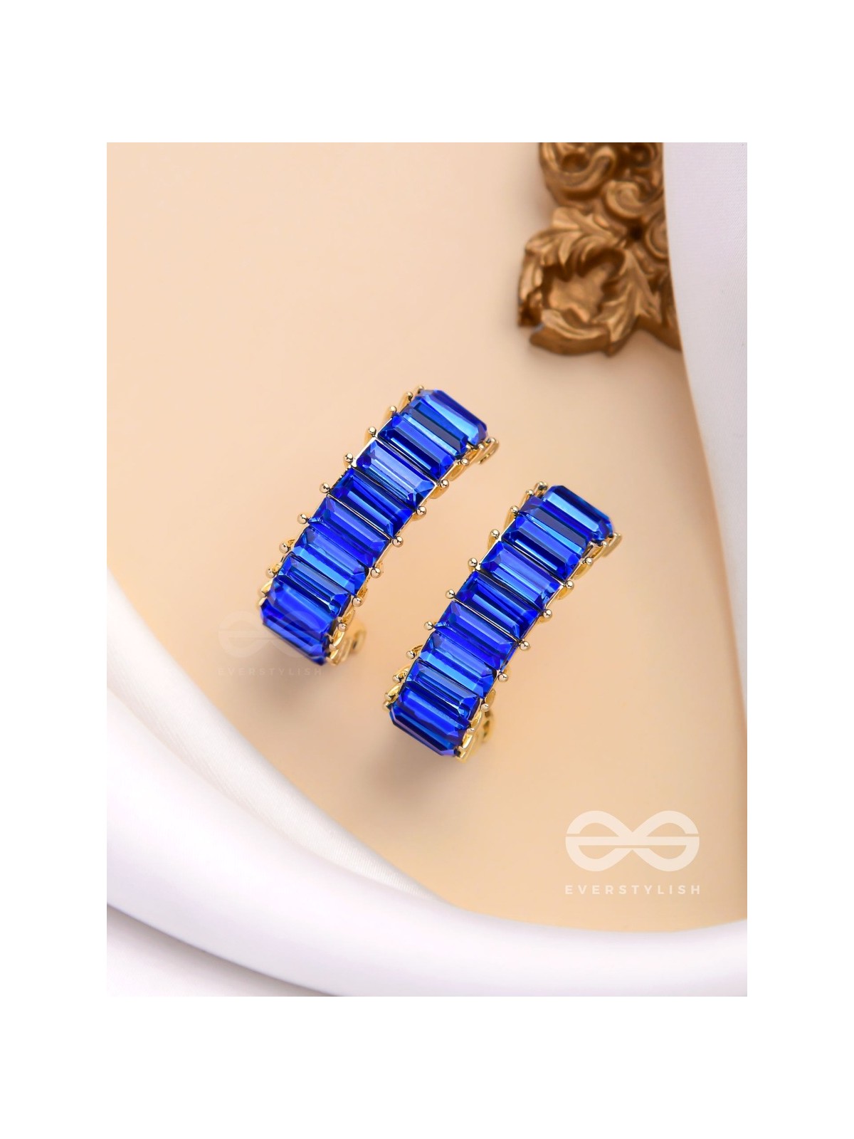 CRYSTAL GALAXIES - GOLDEN EMBELLISHED EARRINGS (BLUE)