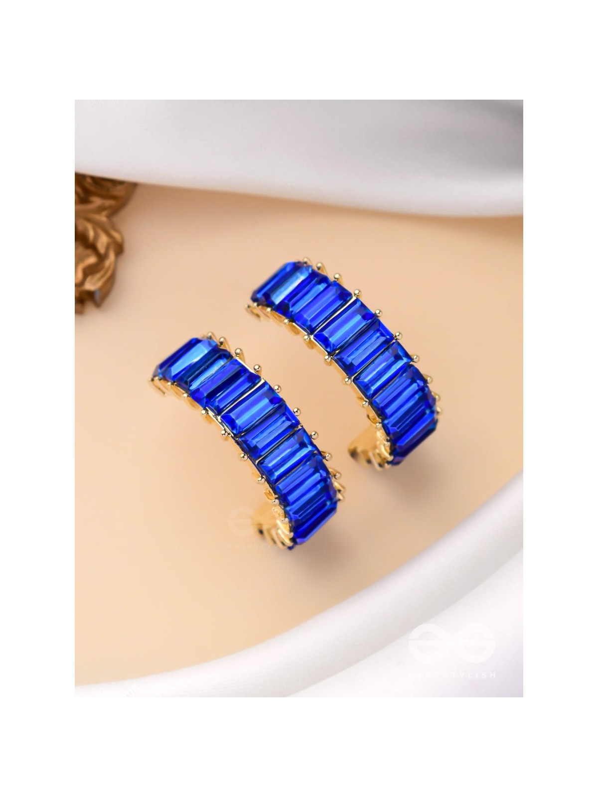 CRYSTAL GALAXIES - GOLDEN EMBELLISHED EARRINGS (BLUE)