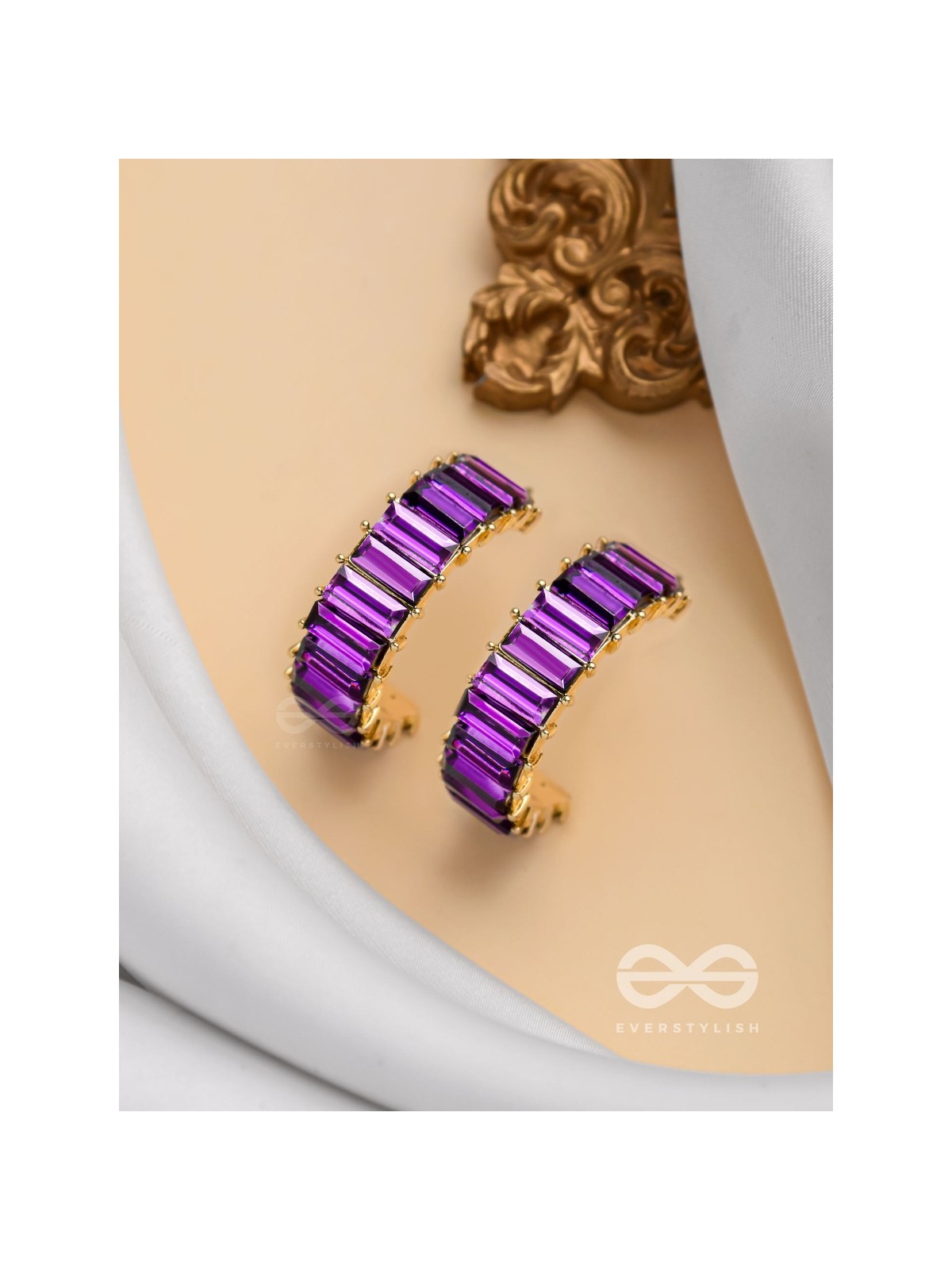 CRYSTAL GALAXIES - GOLDEN EMBELLISHED EARRINGS (PURPLE)