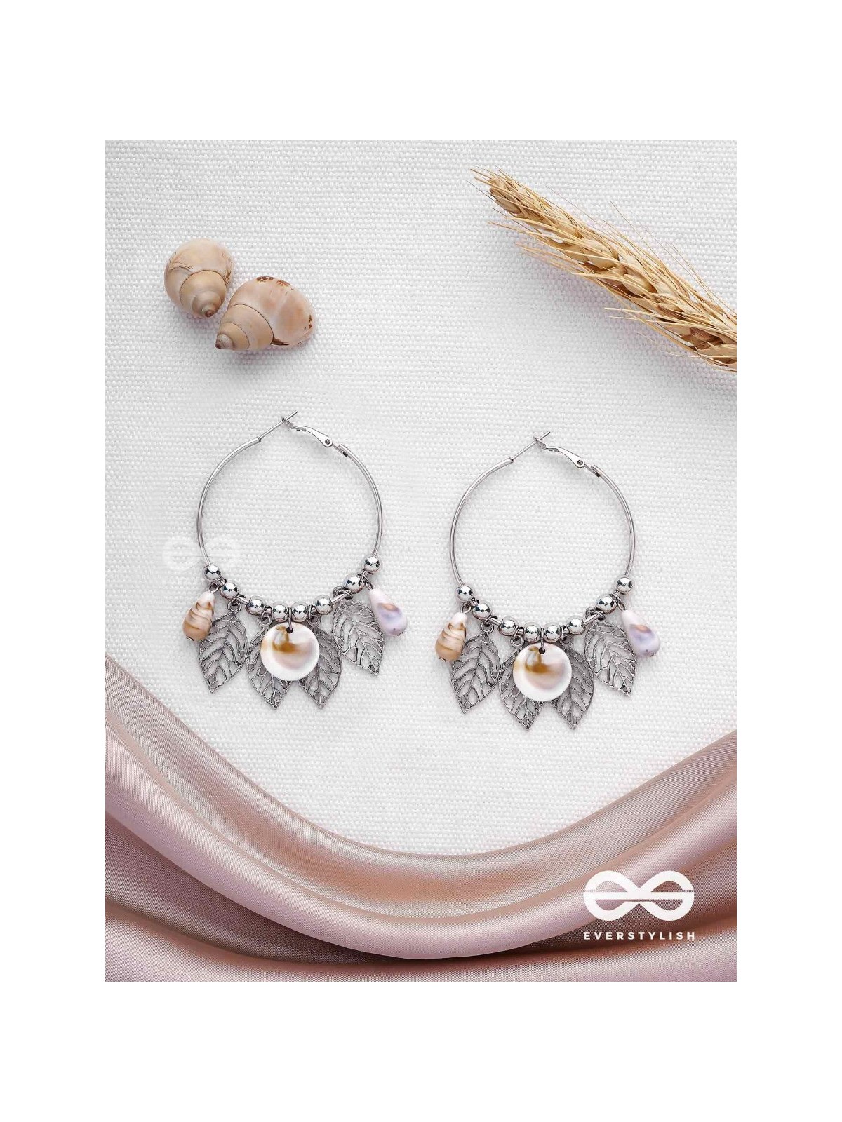 THE LEAFLET FANTASY - SILVER STATEMENT EARRINGS