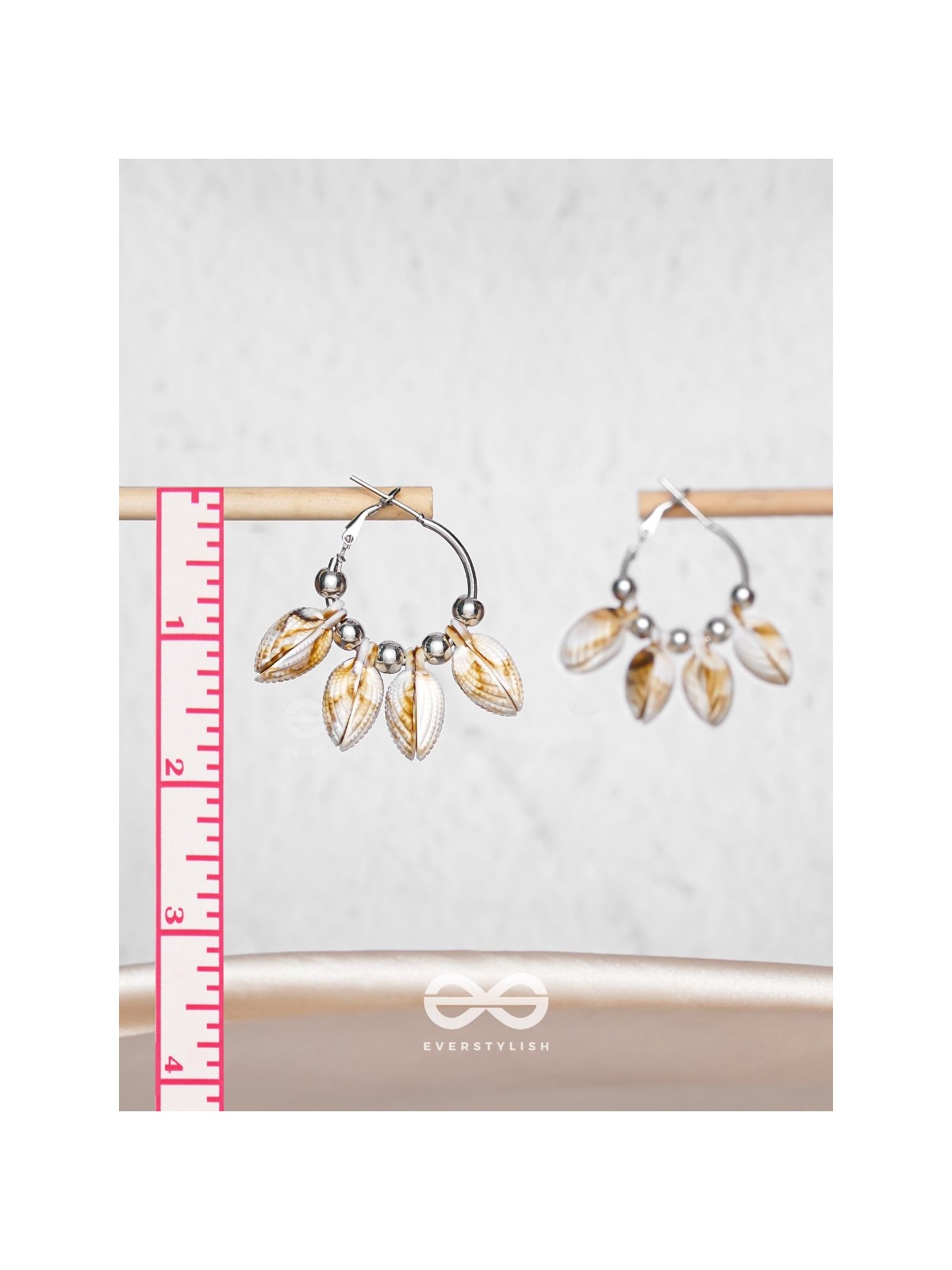 MERMAID'S SHELL MAGIC - SILVER HOOP EARRINGS