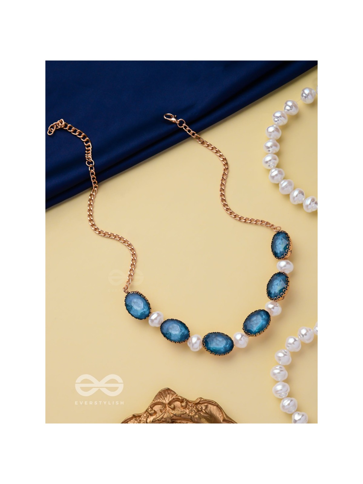 AQUA MIST FANTASY - STATEMENT GOLDEN EMBELLISHED NECKPIECE