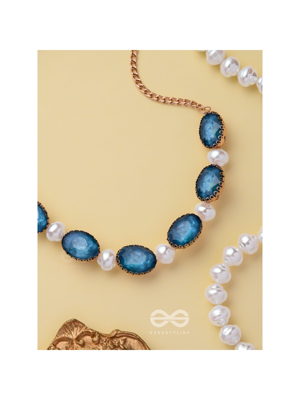 AQUA MIST FANTASY - STATEMENT GOLDEN EMBELLISHED NECKPIECE