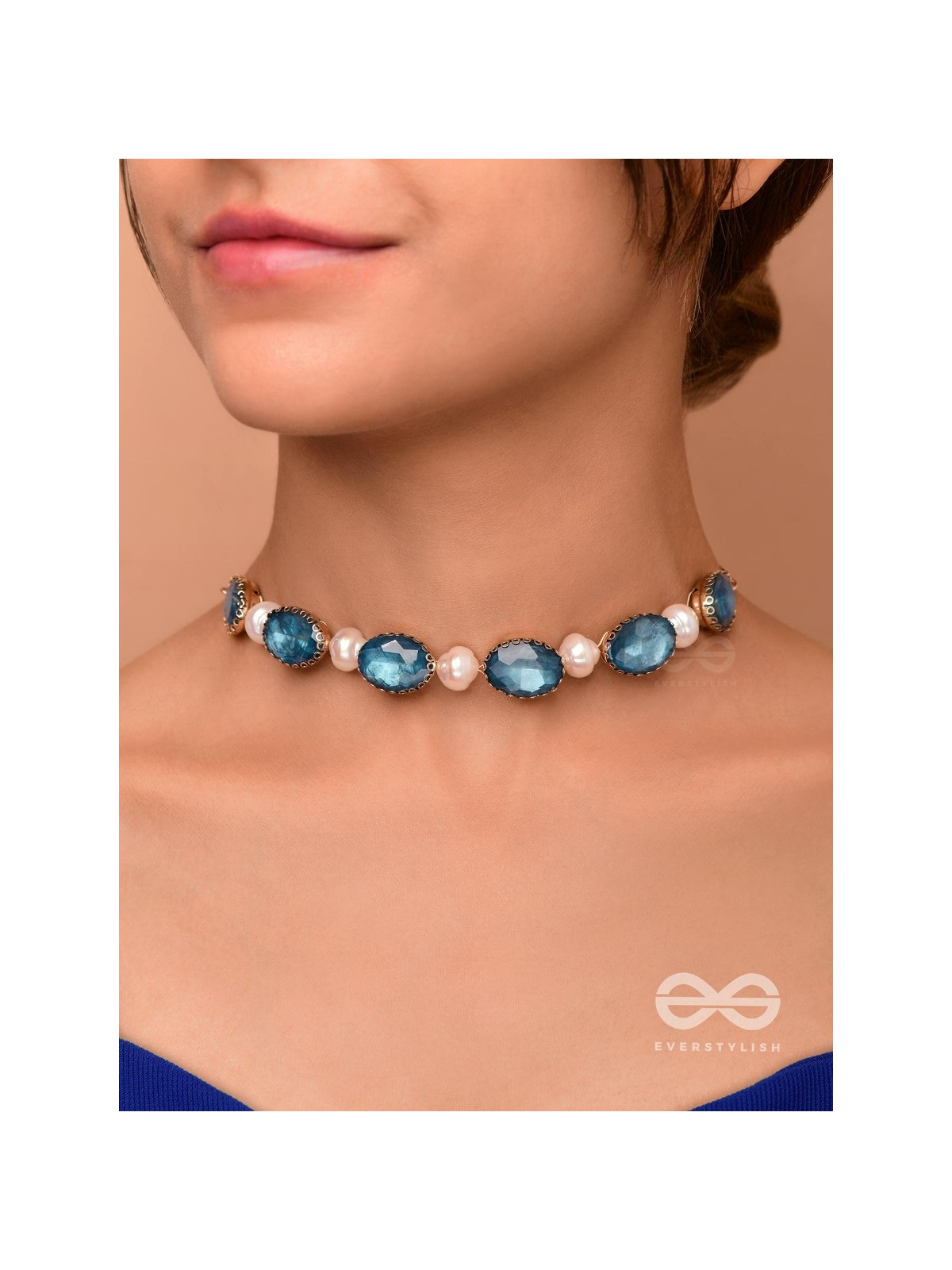 AQUA MIST FANTASY - STATEMENT GOLDEN EMBELLISHED NECKPIECE