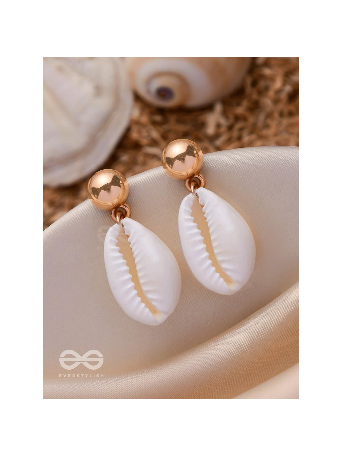 SHELL ME ABOUT IT - GOLDEN EMBELLISHED EARRINGS