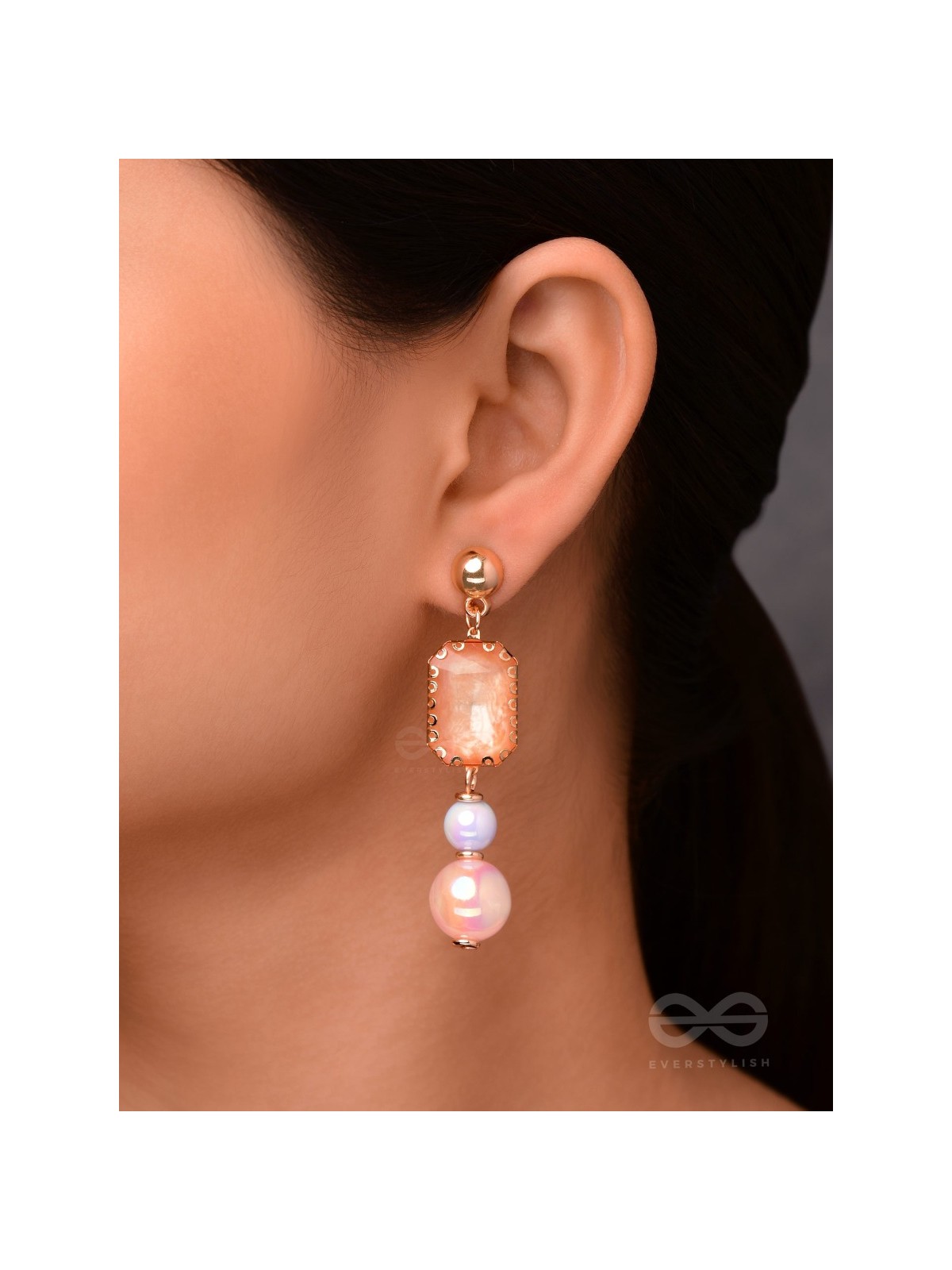 THE SPRING SKIES - GOLDEN EMBELLISHED EARRINGS