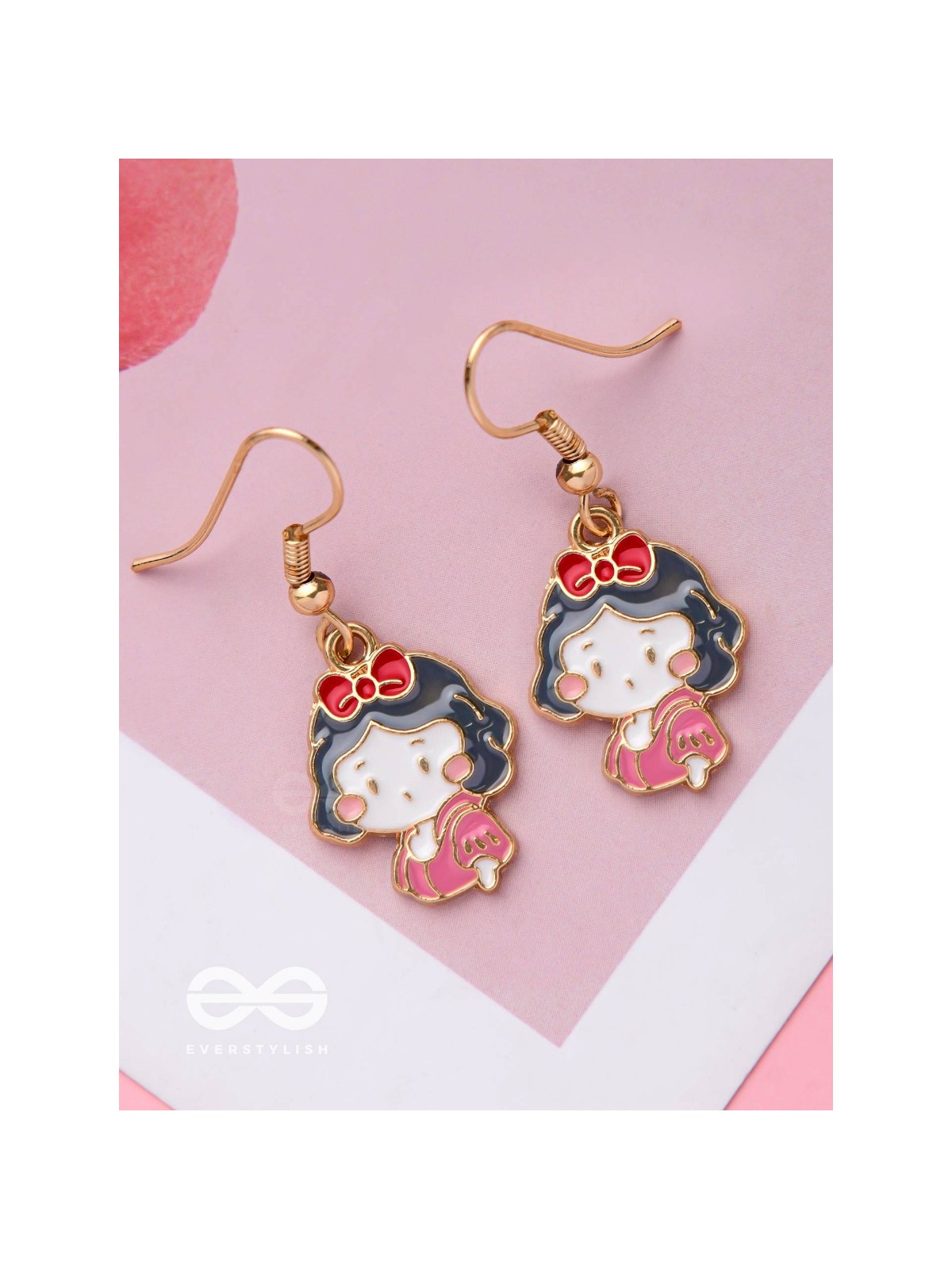 THE MINI MISS - GOLDEN EMBELLISHED EARRINGS