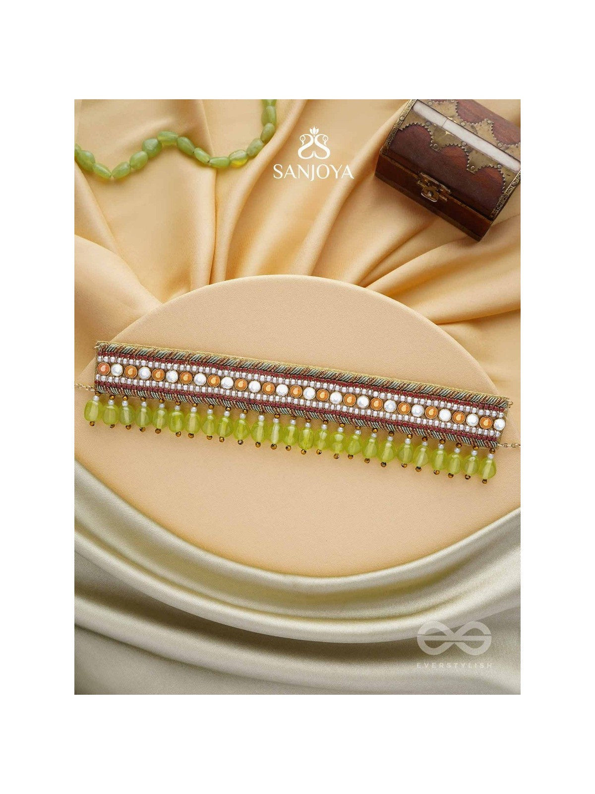 Hemaprabha- The Lively Love- Beads And Glass Drops Lace Hand Embroidered Choker Neckpiece