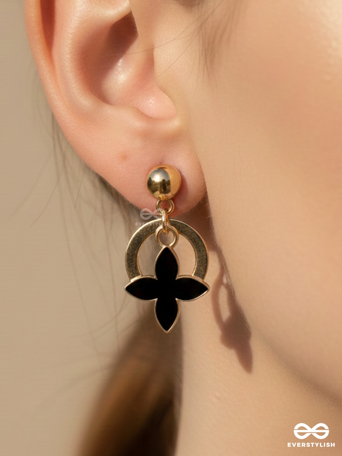 The Strike Stars - Golden And Black Earrings