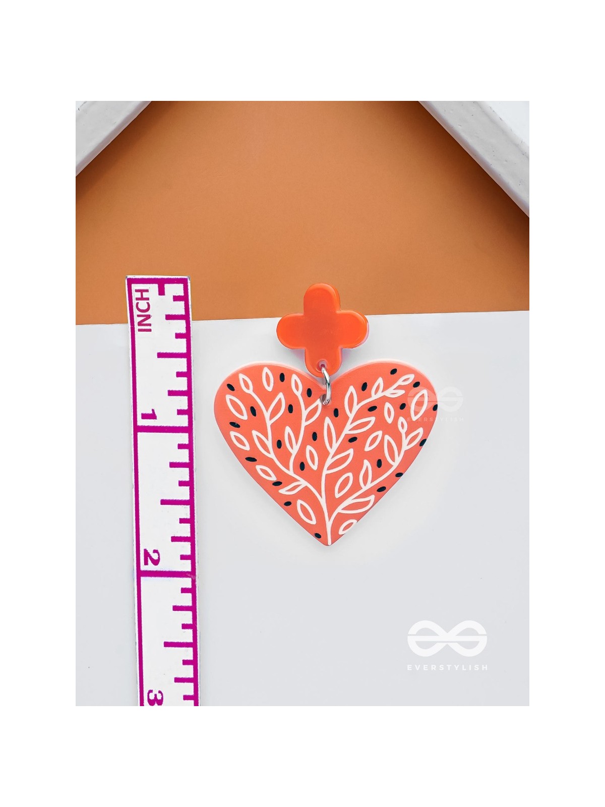 THE LUCKY LOVE - ORANGE ACRYLIC EARRINGS