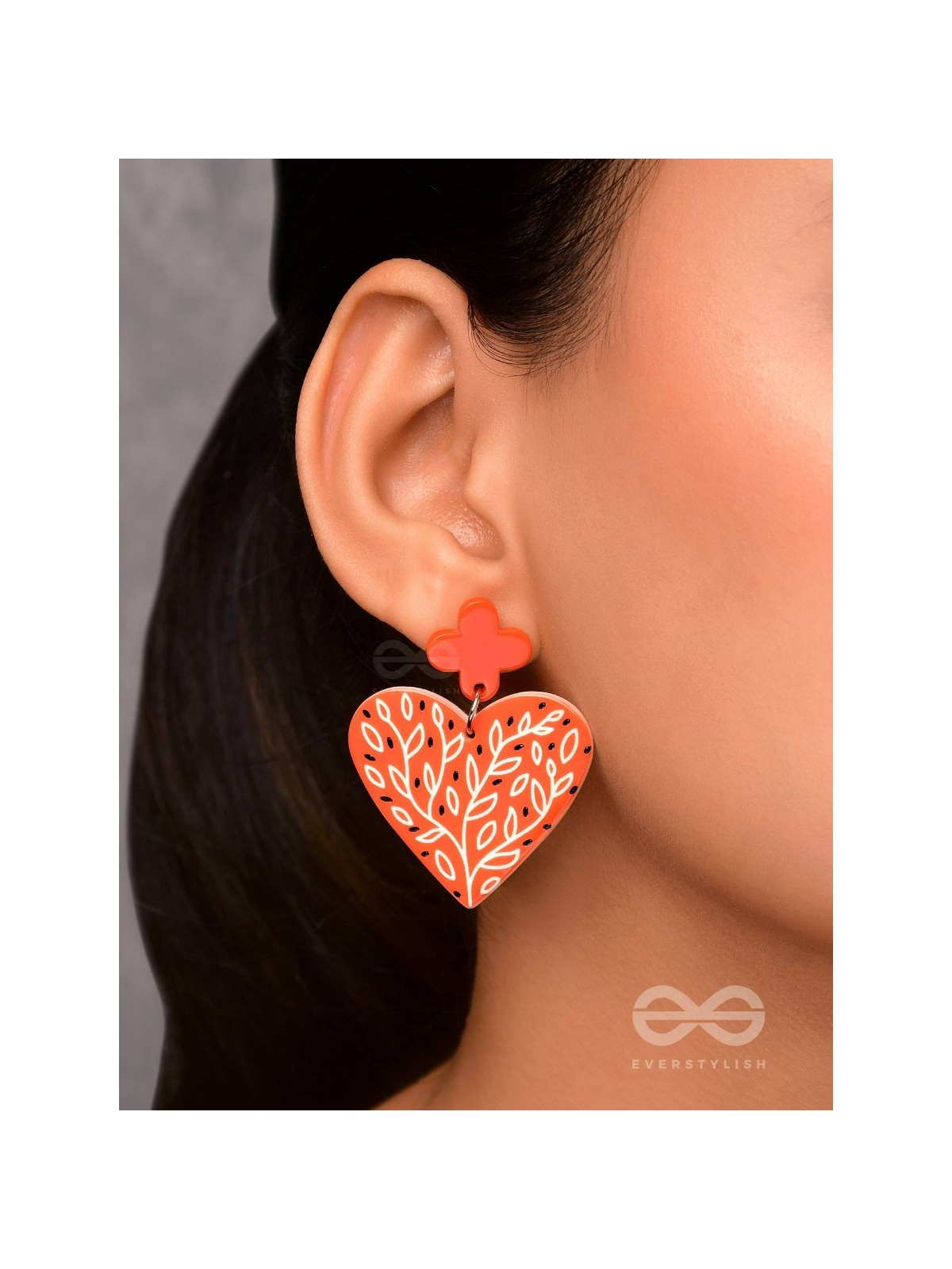 THE LUCKY LOVE - ORANGE ACRYLIC EARRINGS