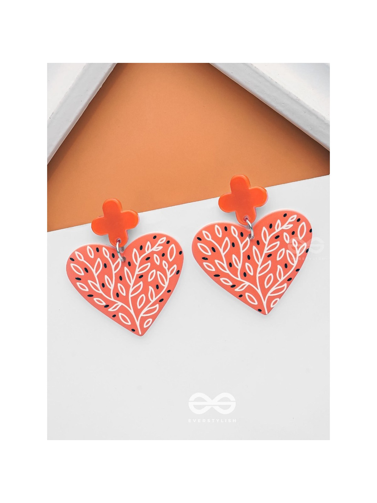 THE LUCKY LOVE - ORANGE ACRYLIC EARRINGS