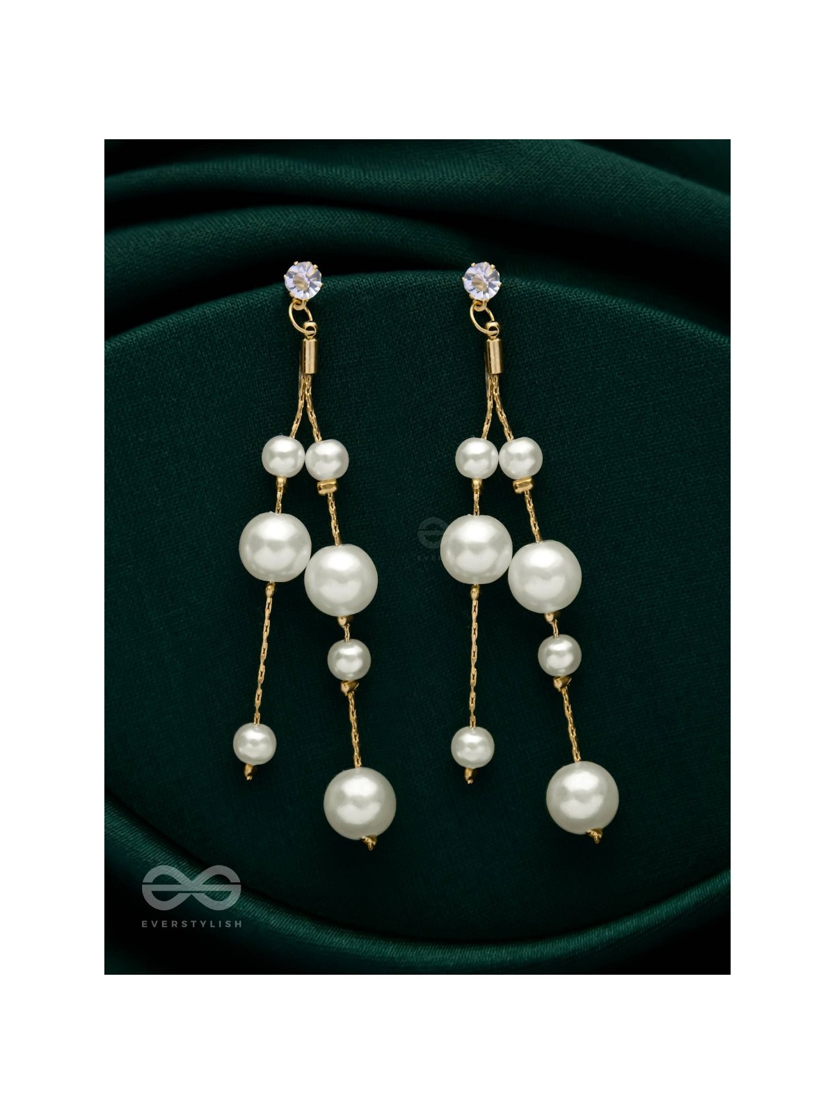 DREAMY DRIZZLING PEARLS - GOLDEN EMBELLISHED EARRINGS 