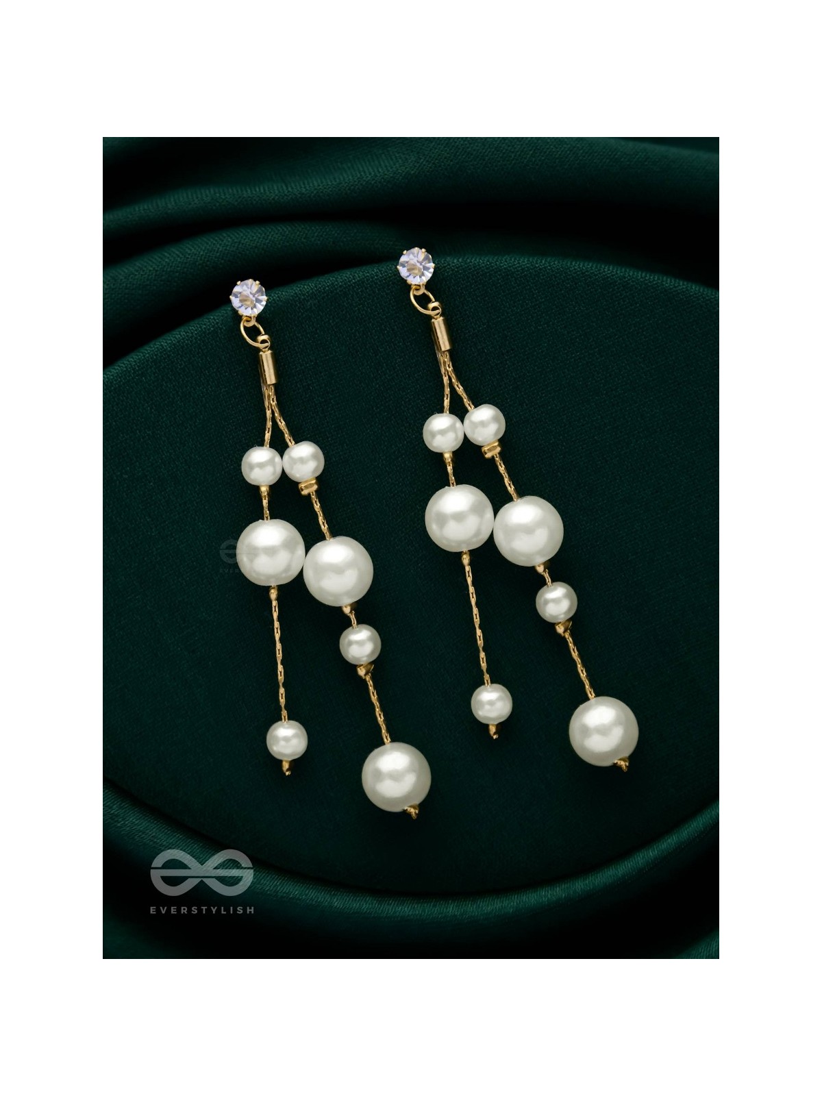 DREAMY DRIZZLING PEARLS - GOLDEN EMBELLISHED EARRINGS 