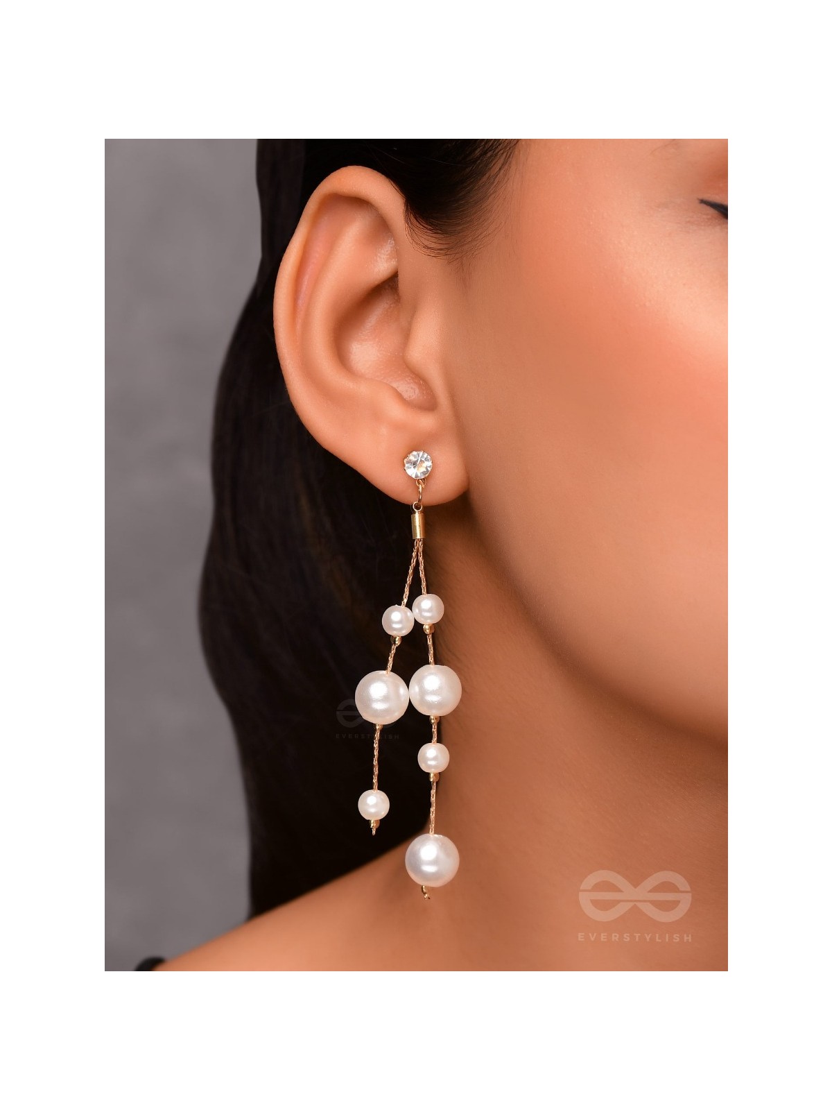 DREAMY DRIZZLING PEARLS - GOLDEN EMBELLISHED EARRINGS 