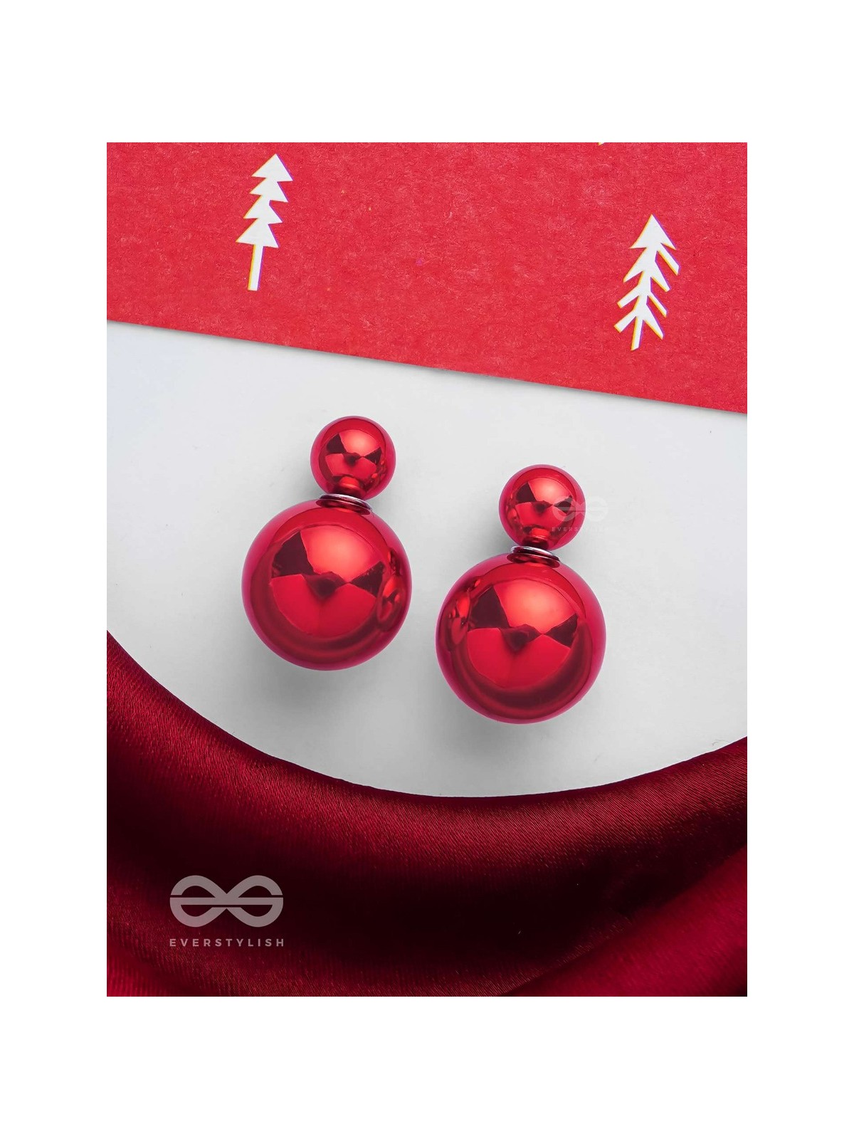 GIGGLES & GLITTERS - RED PEARLS STUD EARRINGS