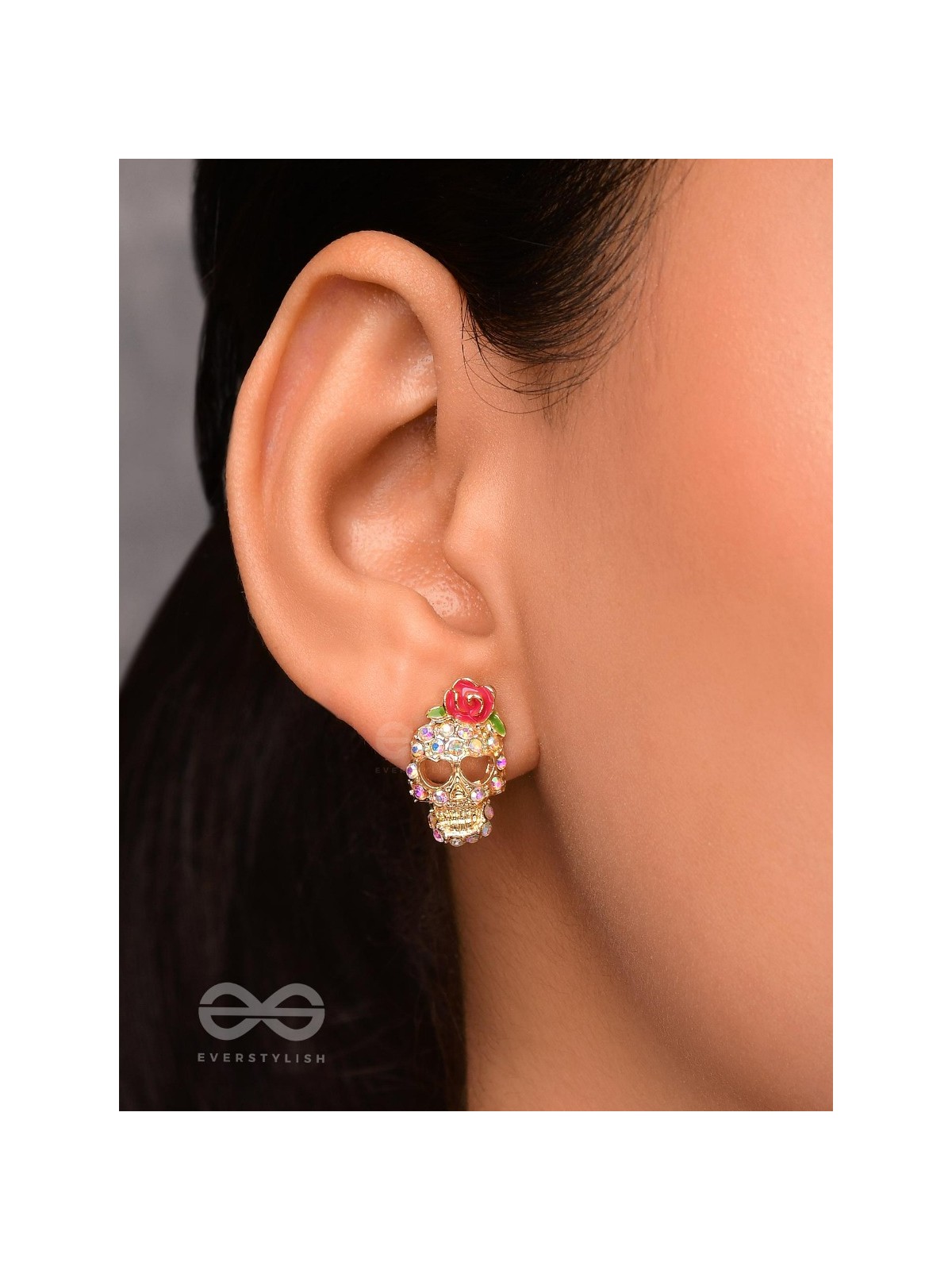 SATAN SUNDAE - GOLDEN EMBELLISHED EARRINGS