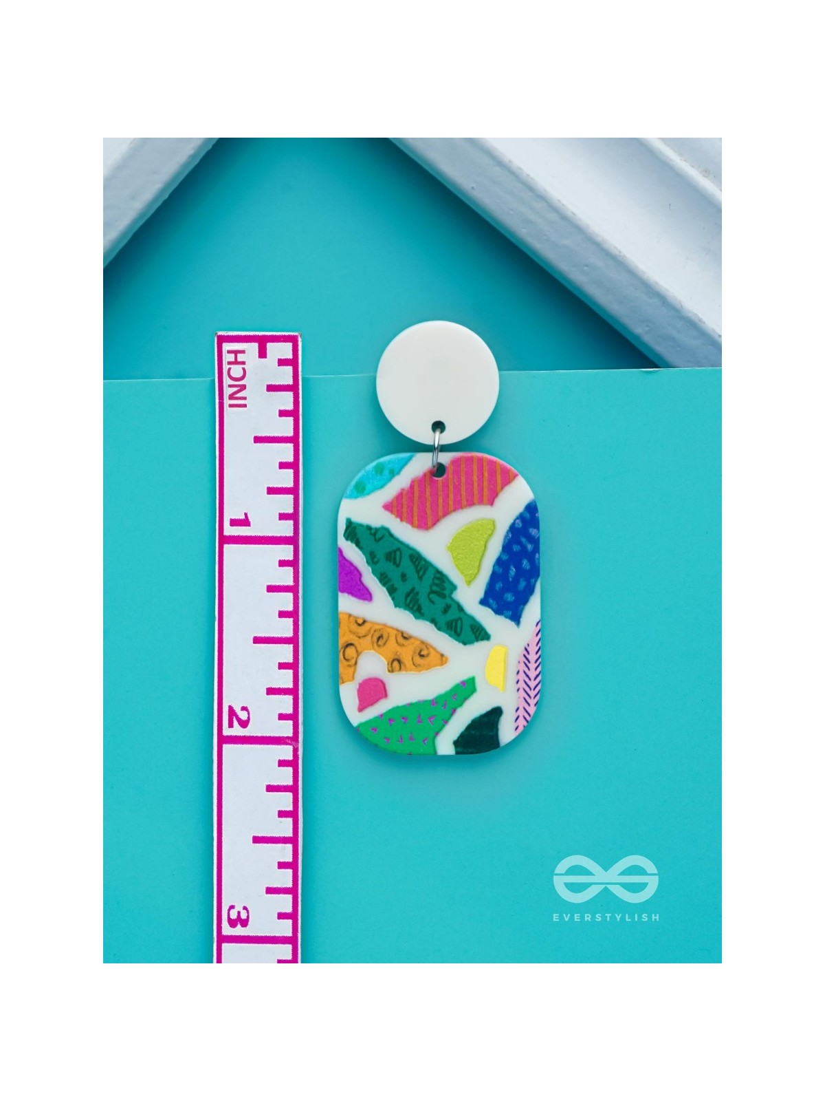 MAZE OF MARVELS - MULTICOLOR ACRYLIC EARRINGS