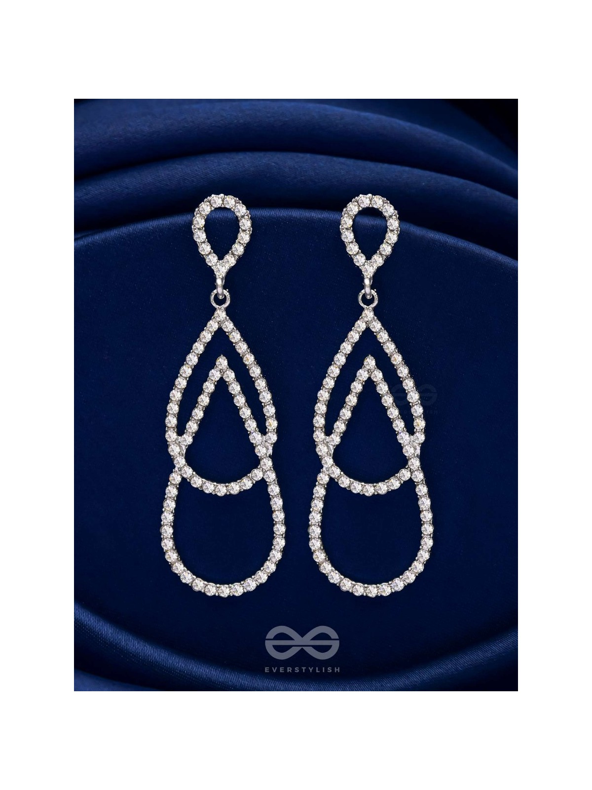 DROP IT LIKE IT'S HOT - STATEMENT SILVER EARRINGS