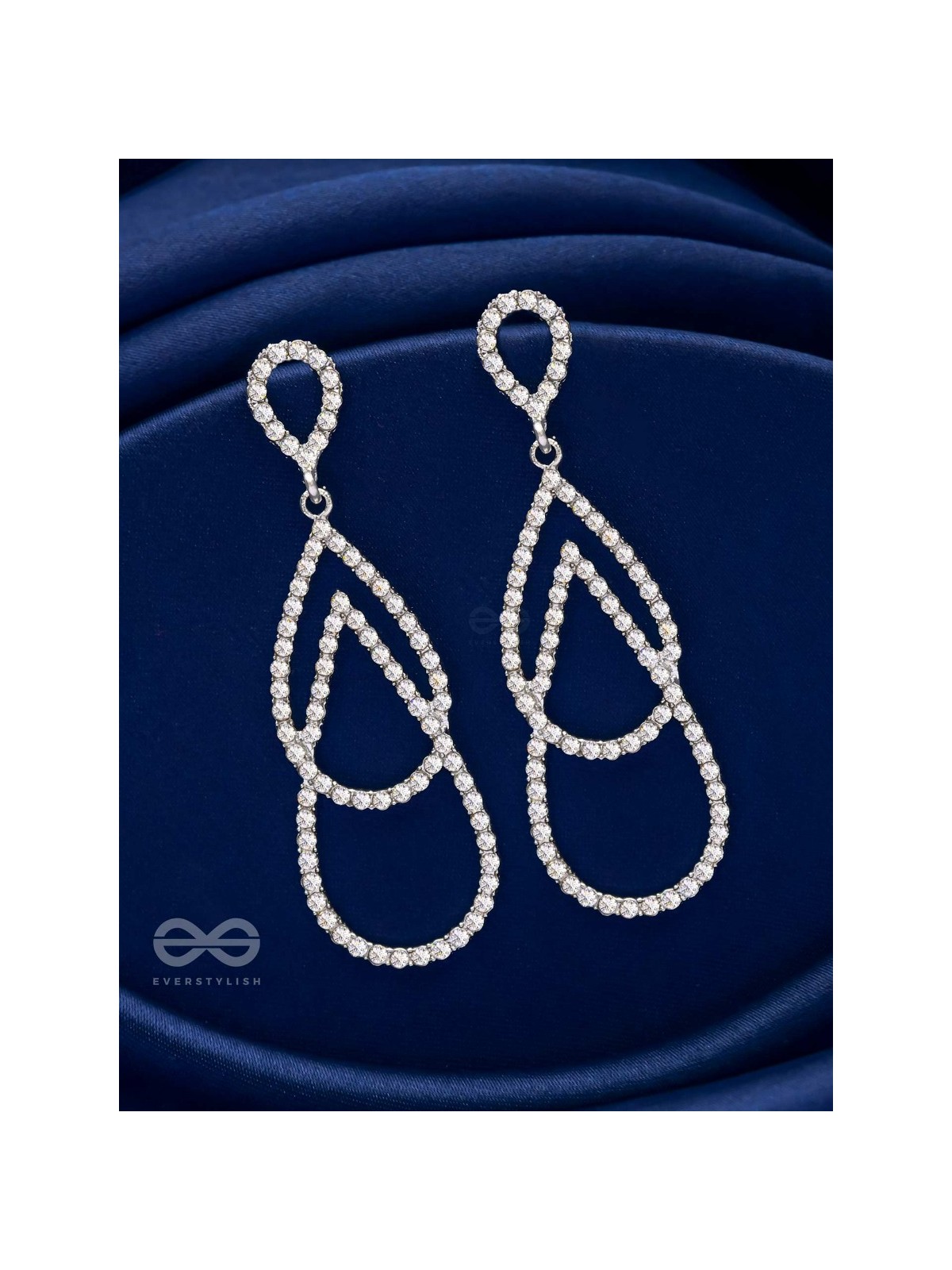 DROP IT LIKE IT'S HOT - STATEMENT SILVER EARRINGS