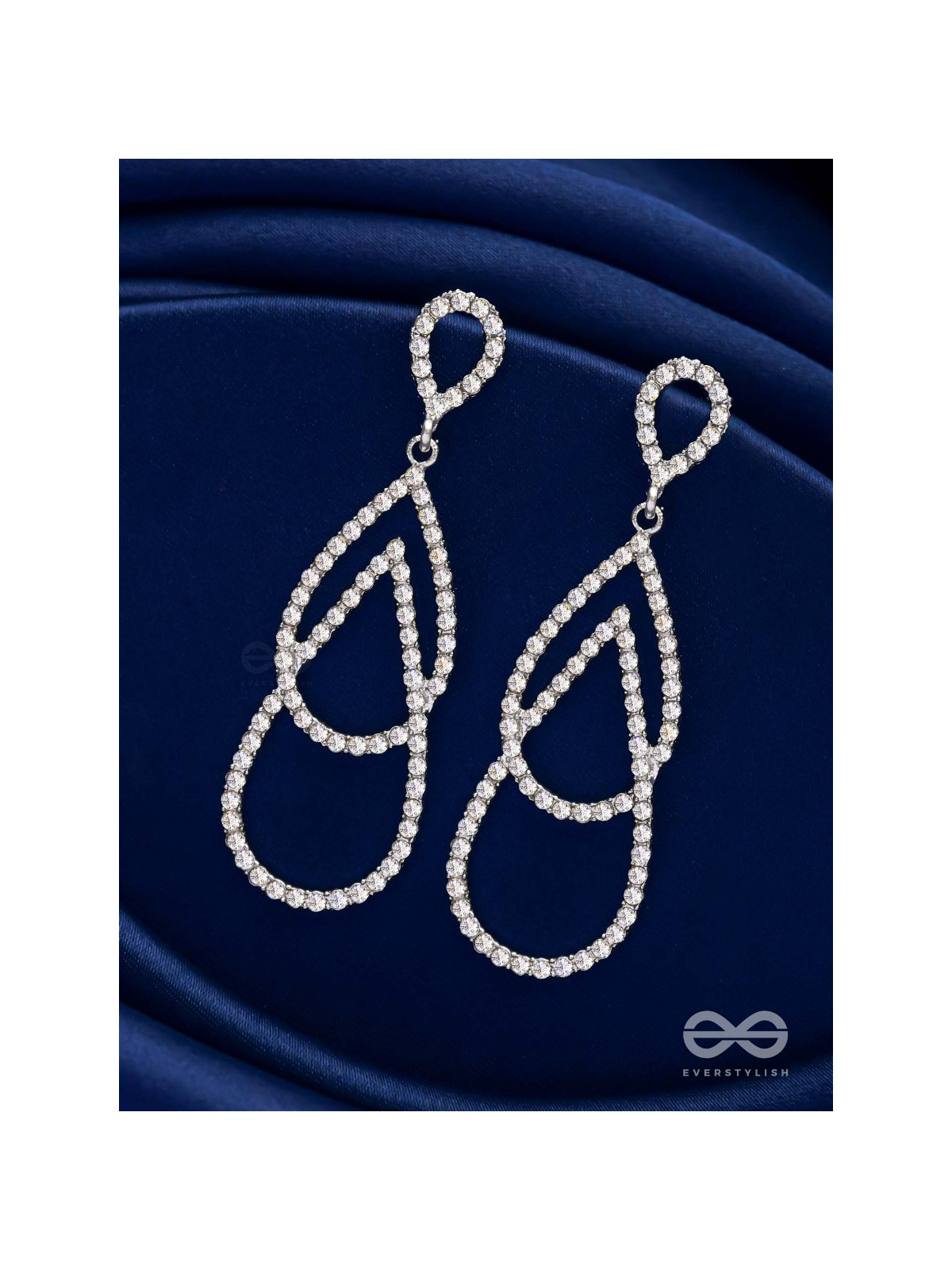 DROP IT LIKE IT'S HOT - STATEMENT SILVER EARRINGS