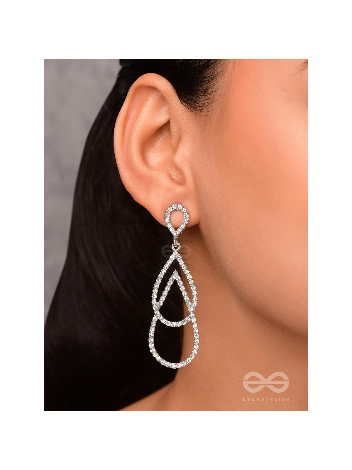 DROP IT LIKE IT'S HOT - STATEMENT SILVER EARRINGS