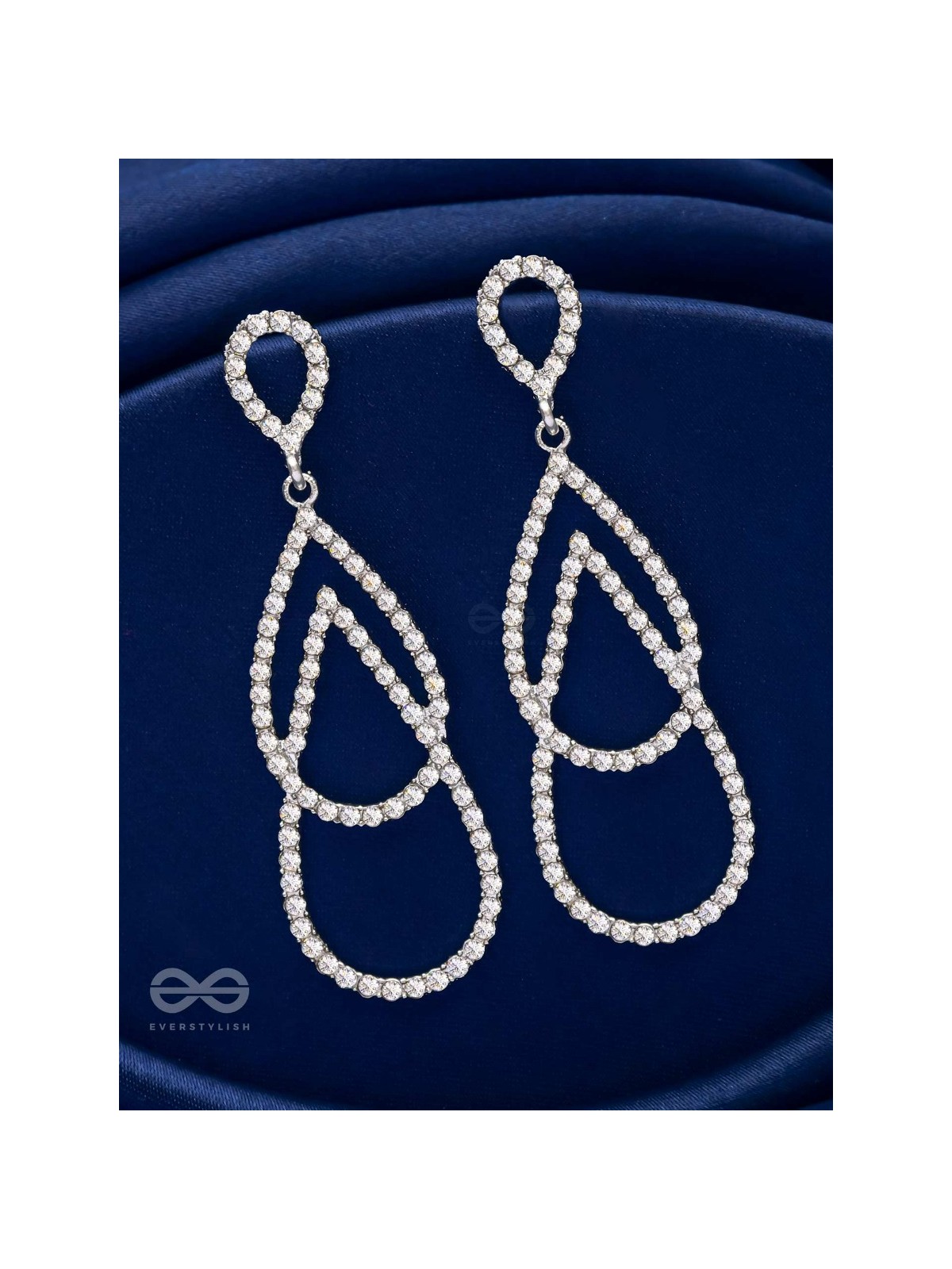 DROP IT LIKE IT'S HOT - STATEMENT SILVER EARRINGS