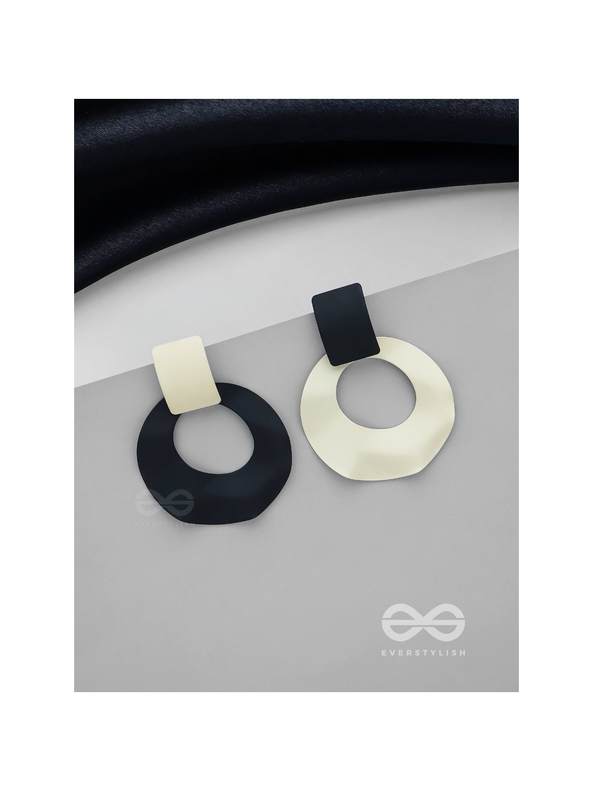 STORMS & CLOUDS - ELEGANT ACRYLIC EARRINGS 