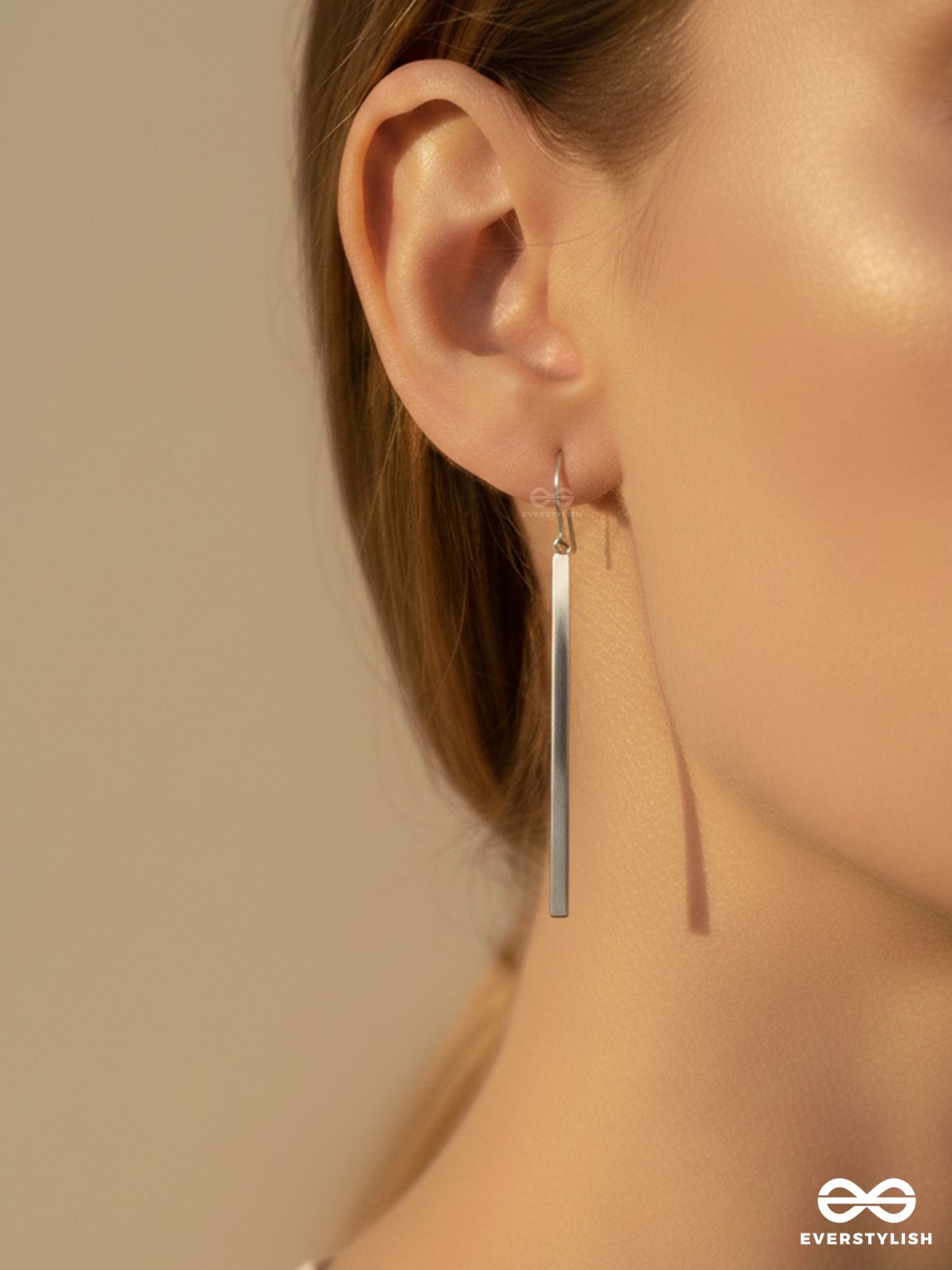 THE LUXURY DIMENSIONS - CLASSIC SILVER EARRINGS