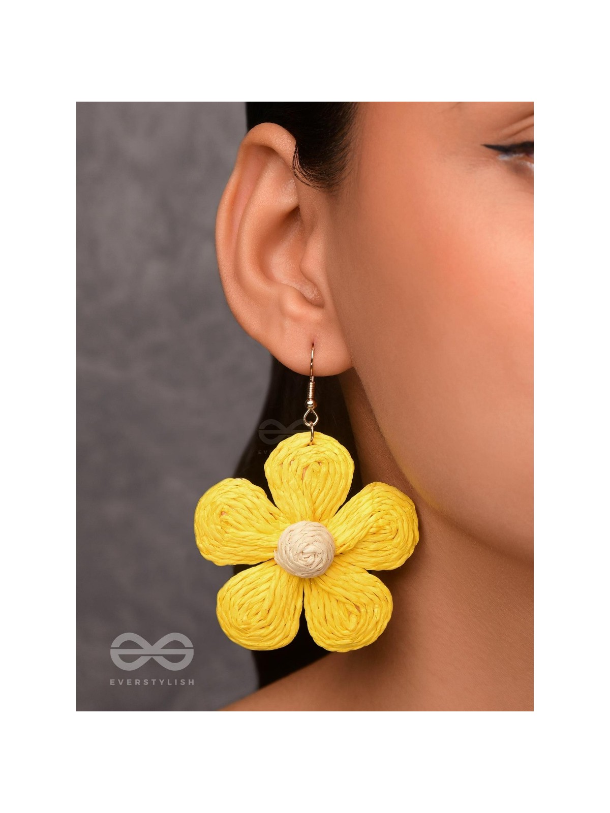 THE FLOWER POWER - STATEMENT WOVEN EARRINGS (YELLOW)