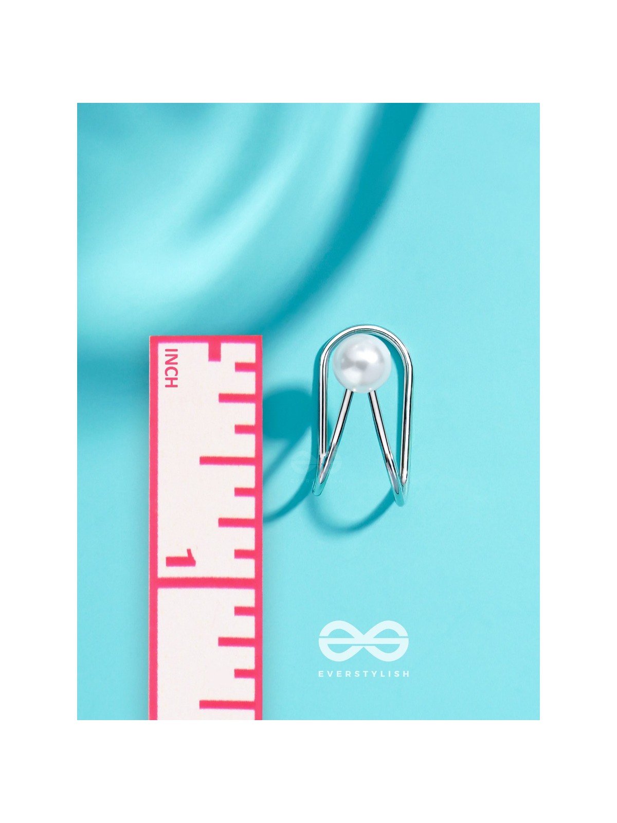 A PEARL PLEASE - SILVER EMBELLISHED EARCUFF