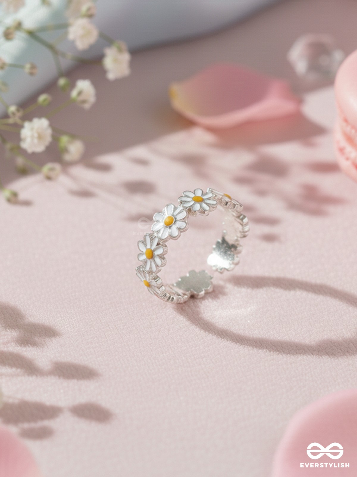 DAISY MEADOWS - SILVER EMBELLISHED RING (ADJUSTABLE)